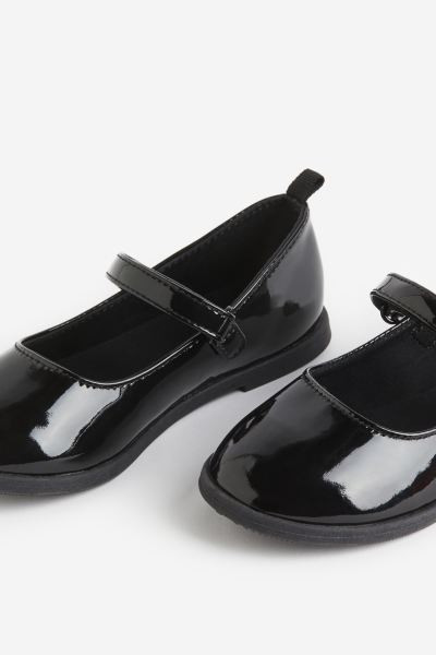 School ballet pumps - Black - Kids | H&M GB | H&M (UK, MY, IN, SG, PH, TW, HK)