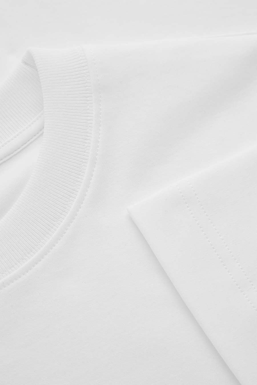 THE CLEAN CUT T-SHIRT | COS (EU)
