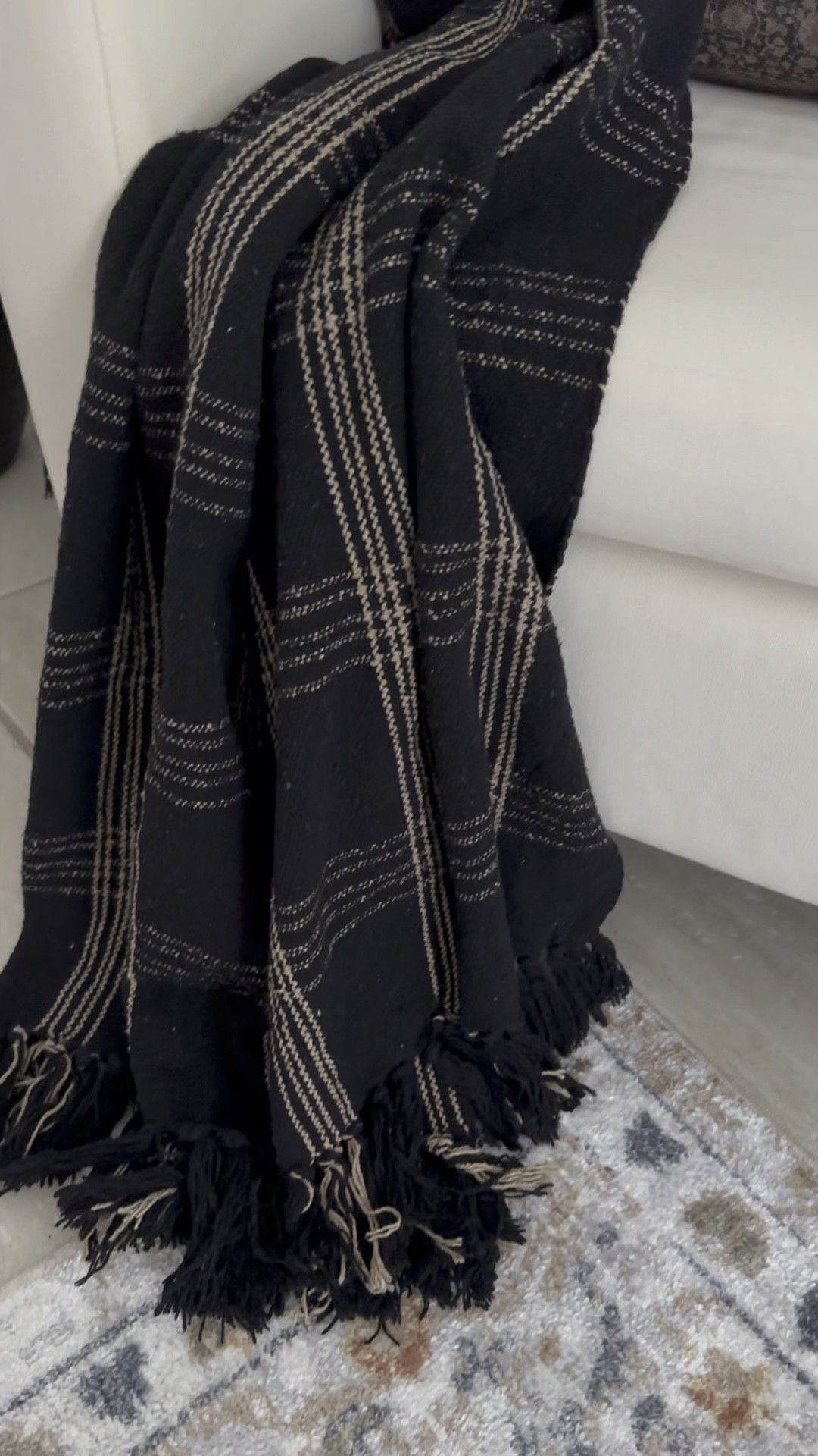 Throw blanket crush. Cozy corner. Modern vintage pillow  

#LTKFallSale #LTKSeasonal #LTKHome