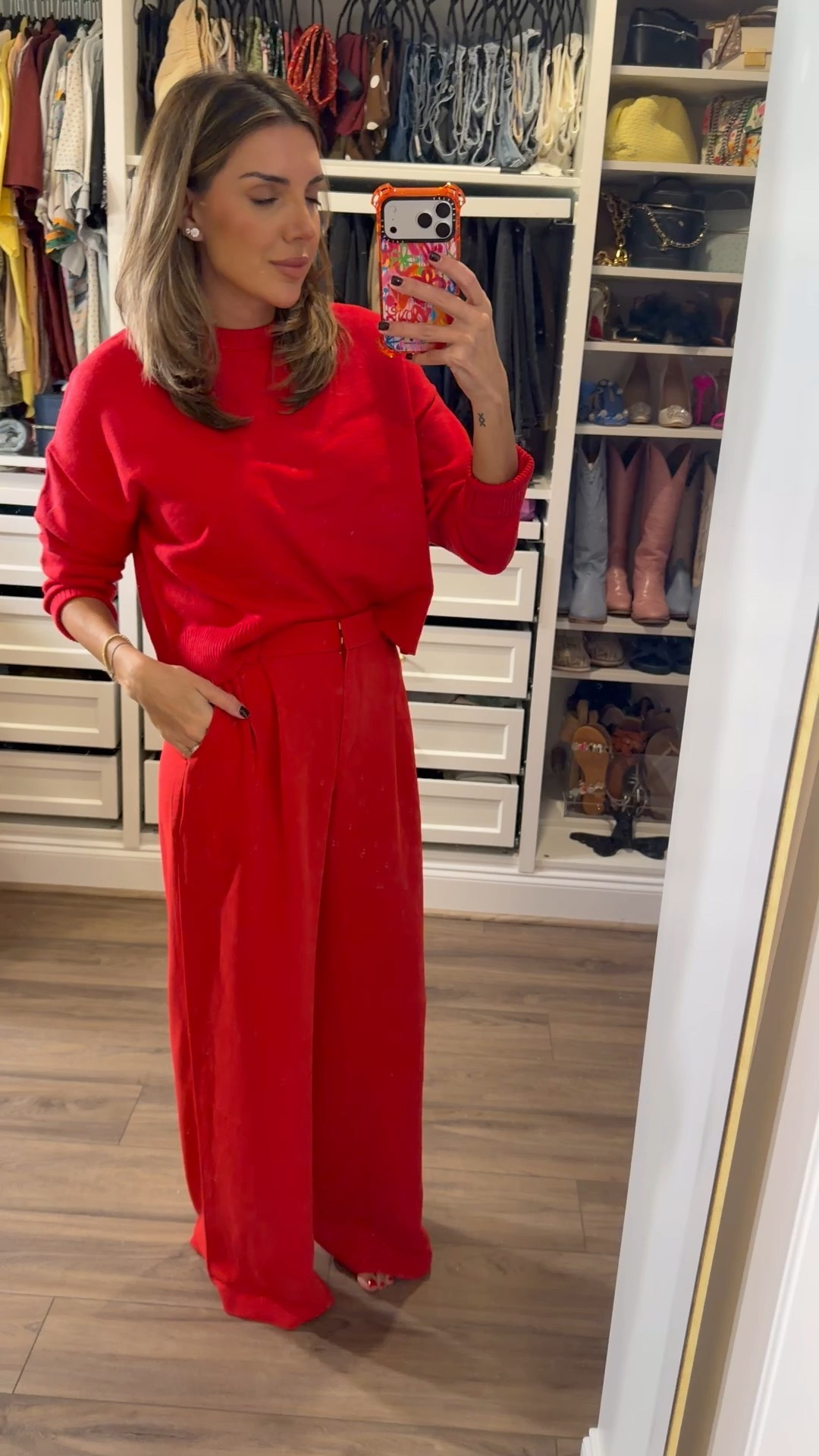 okay I love a monochromatic look so much and this one is perfection!! And it’s on sale!

pants: 2 long
sweater: smalll

#LTKootd #LTKHoliday #LTKFindsUnder50