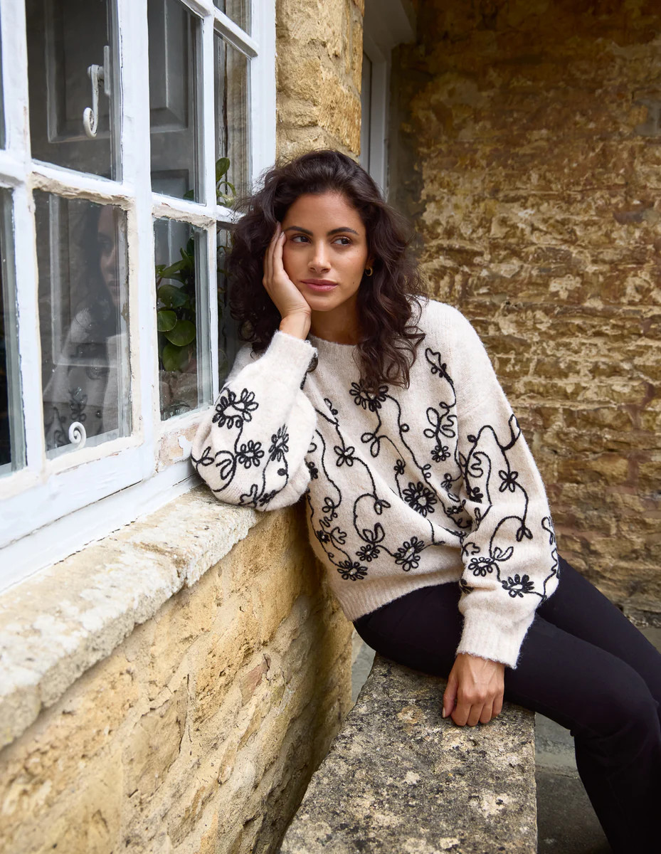 Beige | Floral Embroidery Jumper | Blue Vanilla | Blue Vanilla