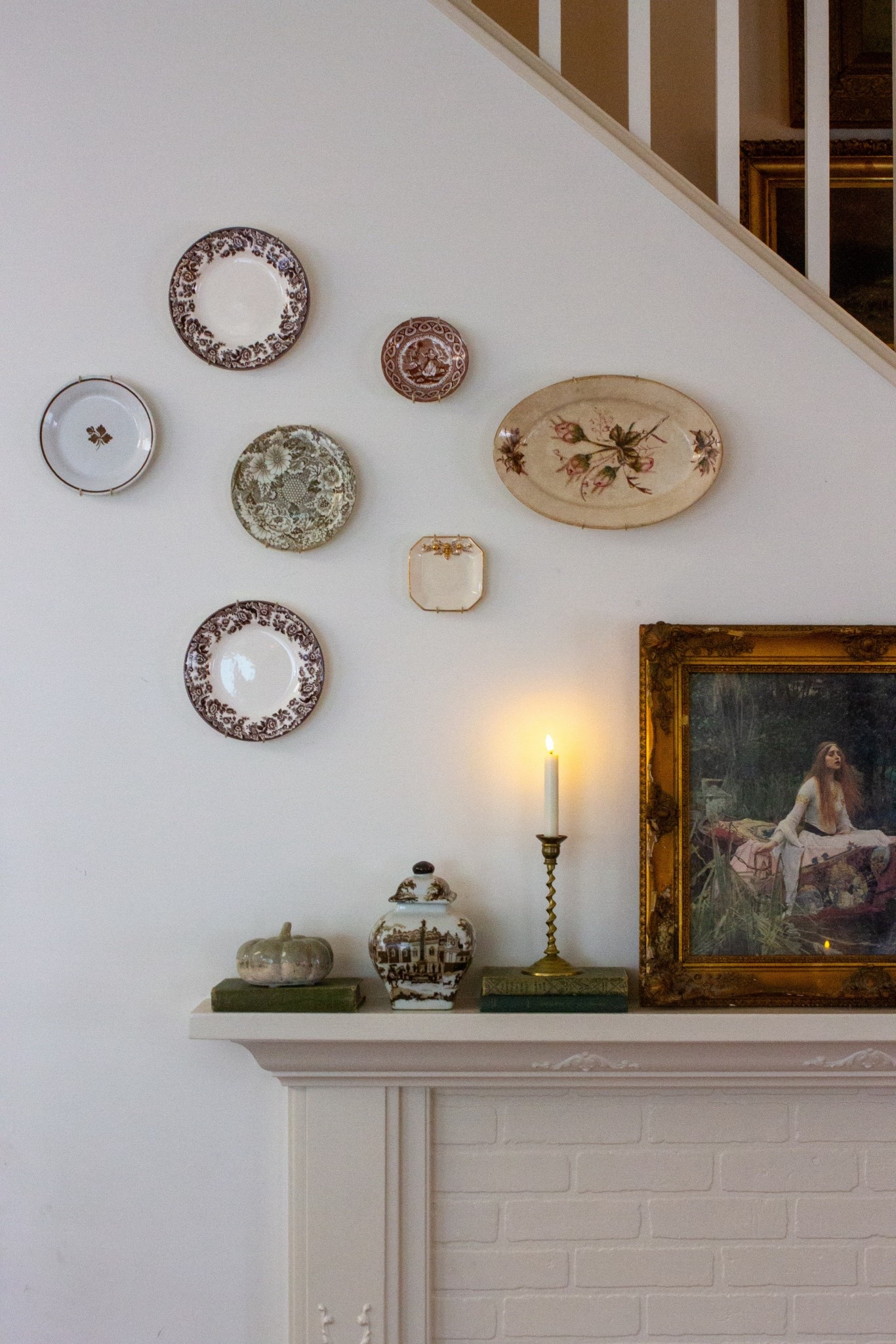Antique and  vintage plate gallery