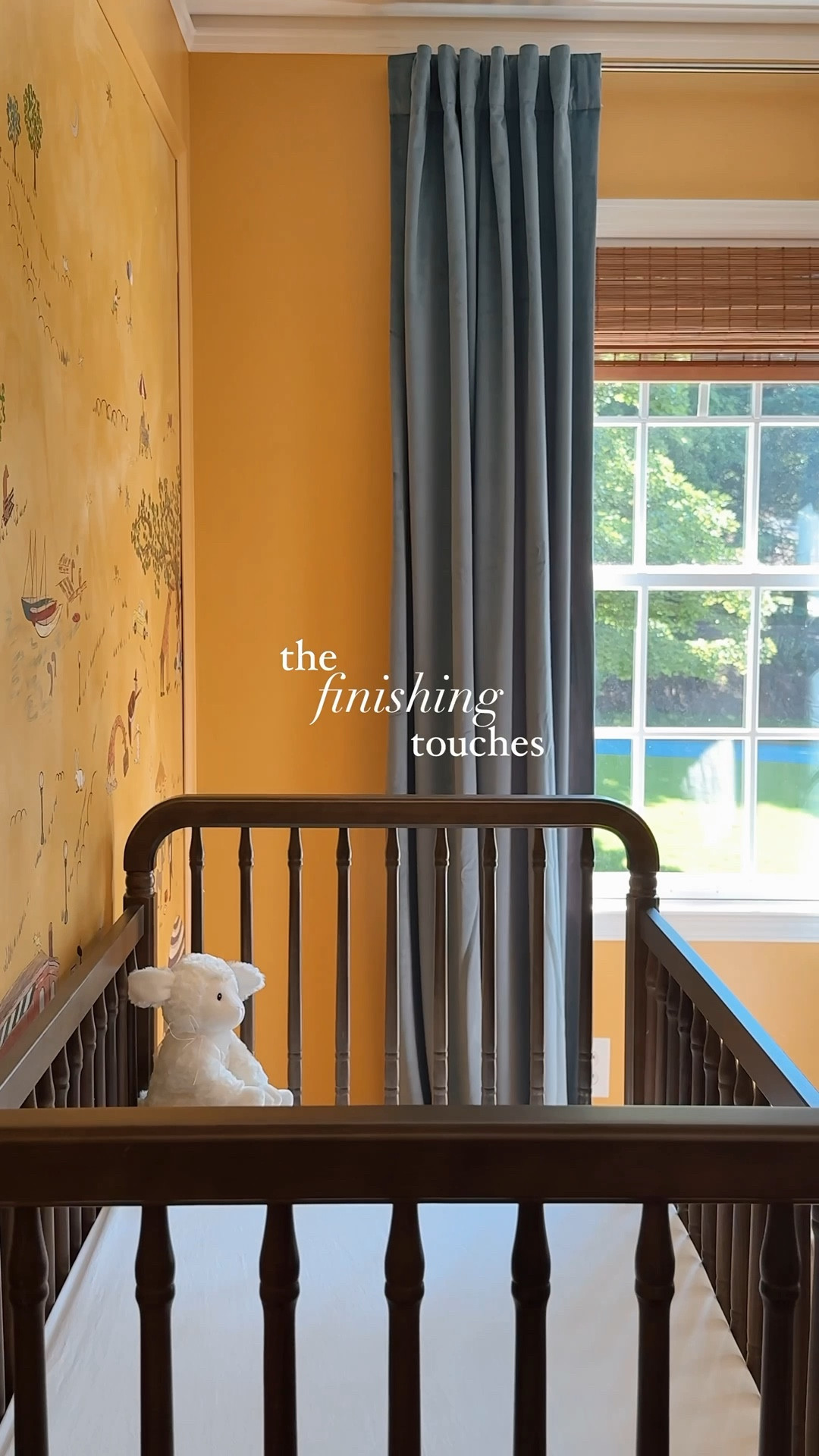 Mural: The Lawns Co 
Wall Color: Anjou Pear by Sherwin-Williams 💛