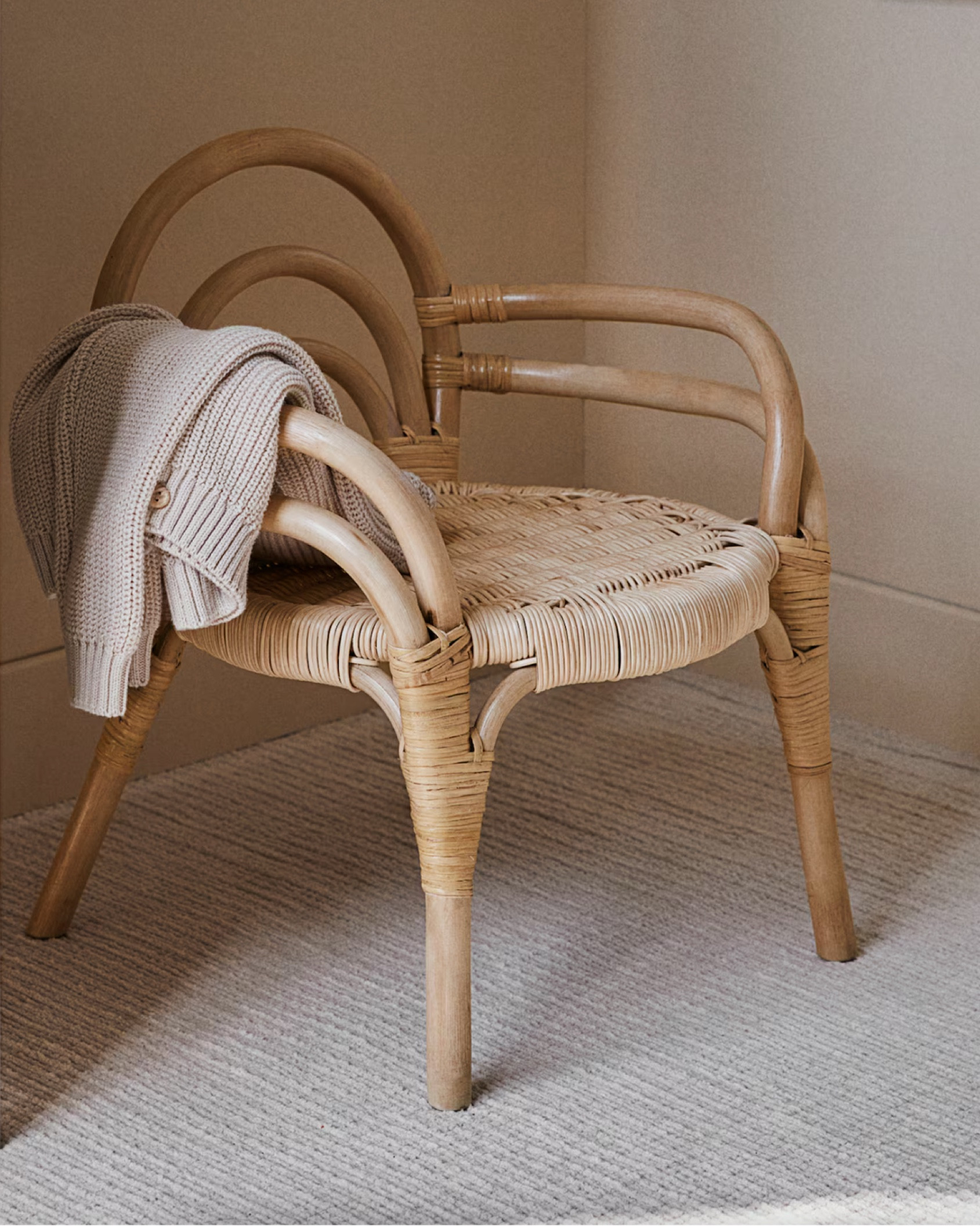 Cutest chair for a littles room 🤎


#LTKKids #LTKBump #LTKHome