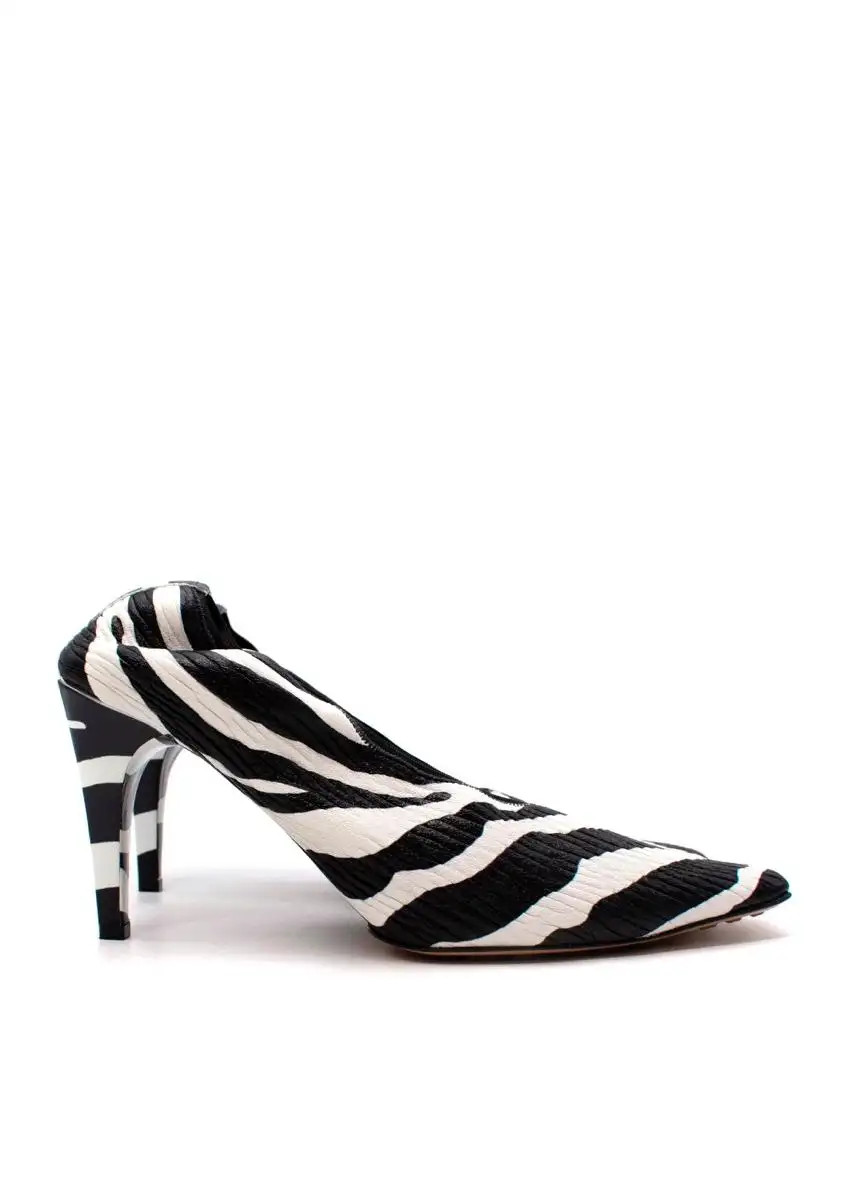 Bottega Veneta Zebra Print Textured Stretch Leather Heeled Pumps For Sale at 1stDibs | 1stDibs