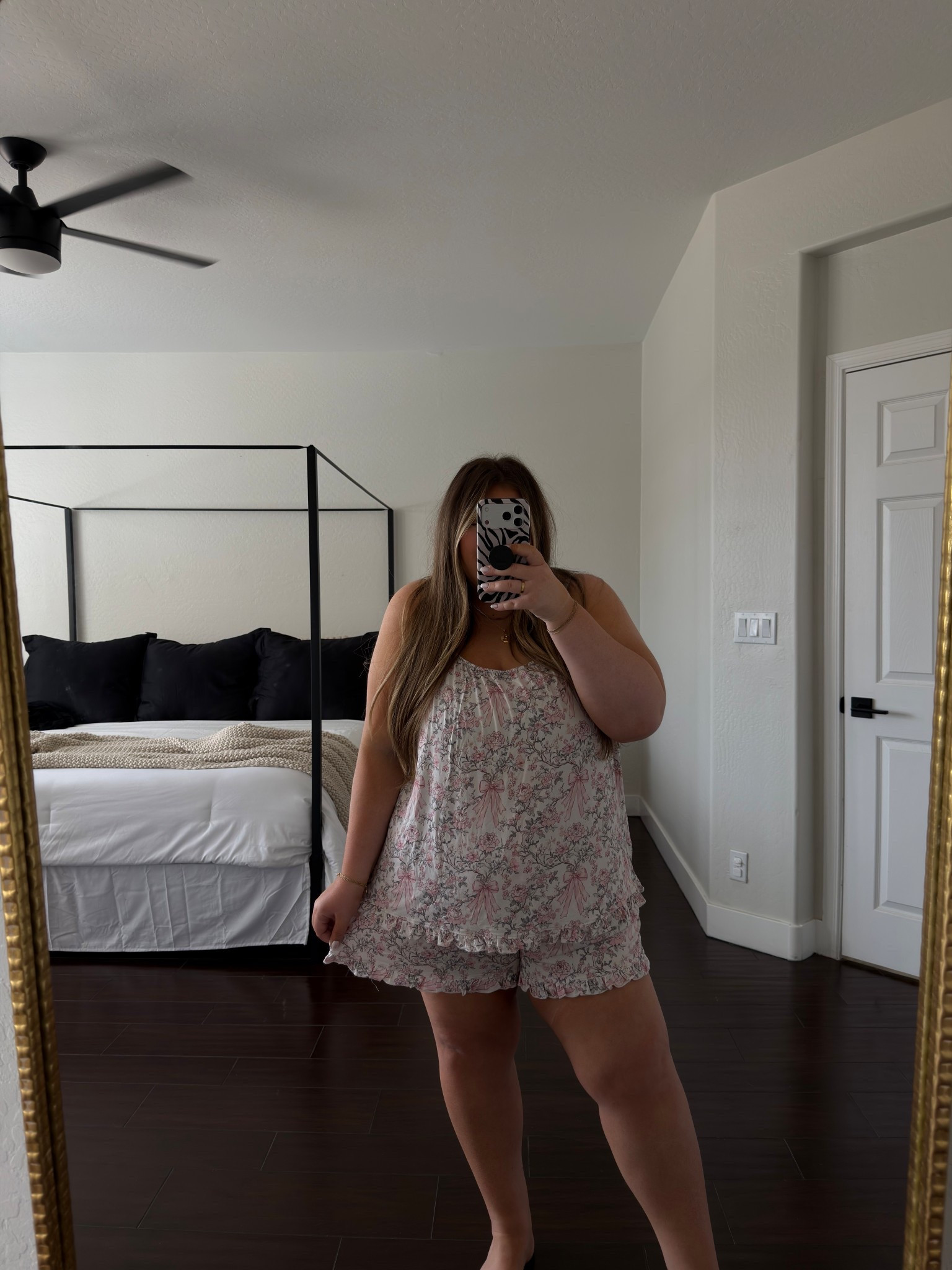 pajama set from posh peanut ☁️🩷

#LTKMidsize #LTKmomlife