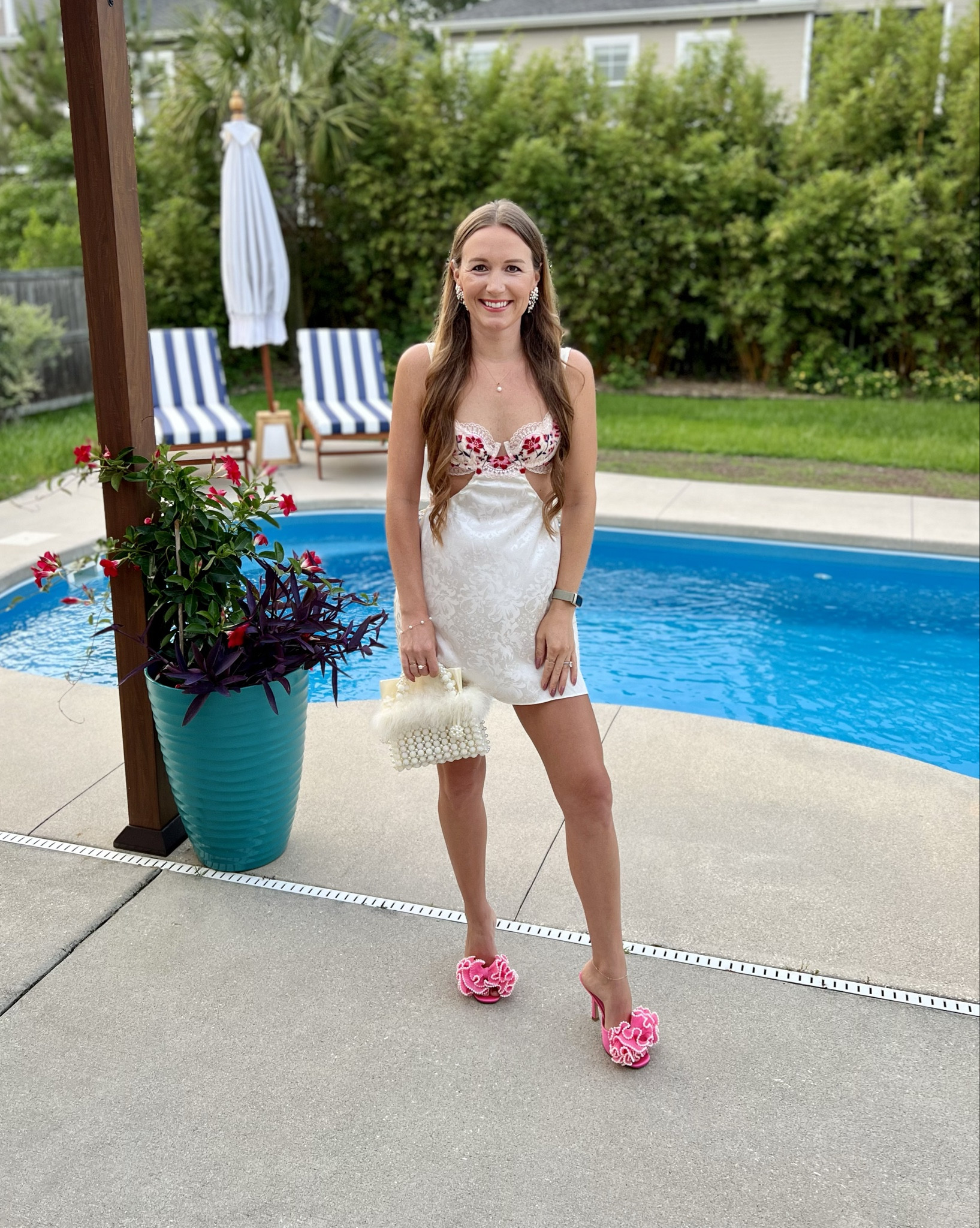 Feeling flirty and mid thirty 💕

#LTKshoecrush #LTKparties #LTKstyletip