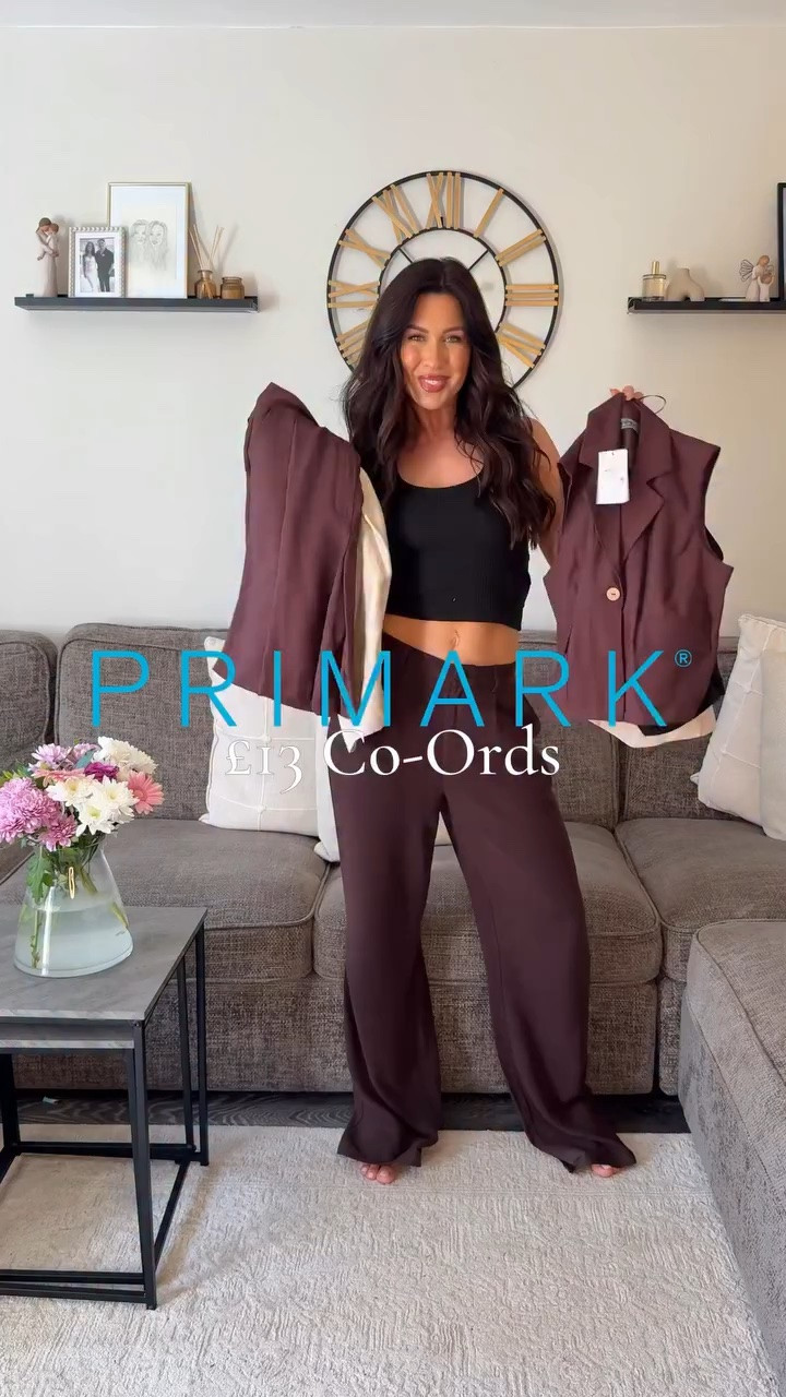 So apparently we can now look chic in the office and go straight for after work cocktails in these GORGEOUS £13 co ords?! 😍🫶🏼

Can be worn together or separates so technically it’s 3 outfits for the price of one - girl maths! These are the new major finds and I’m SO impressed! 

Which is your fave? 

#primark #primania #primarkmajorfind #officeoutfit