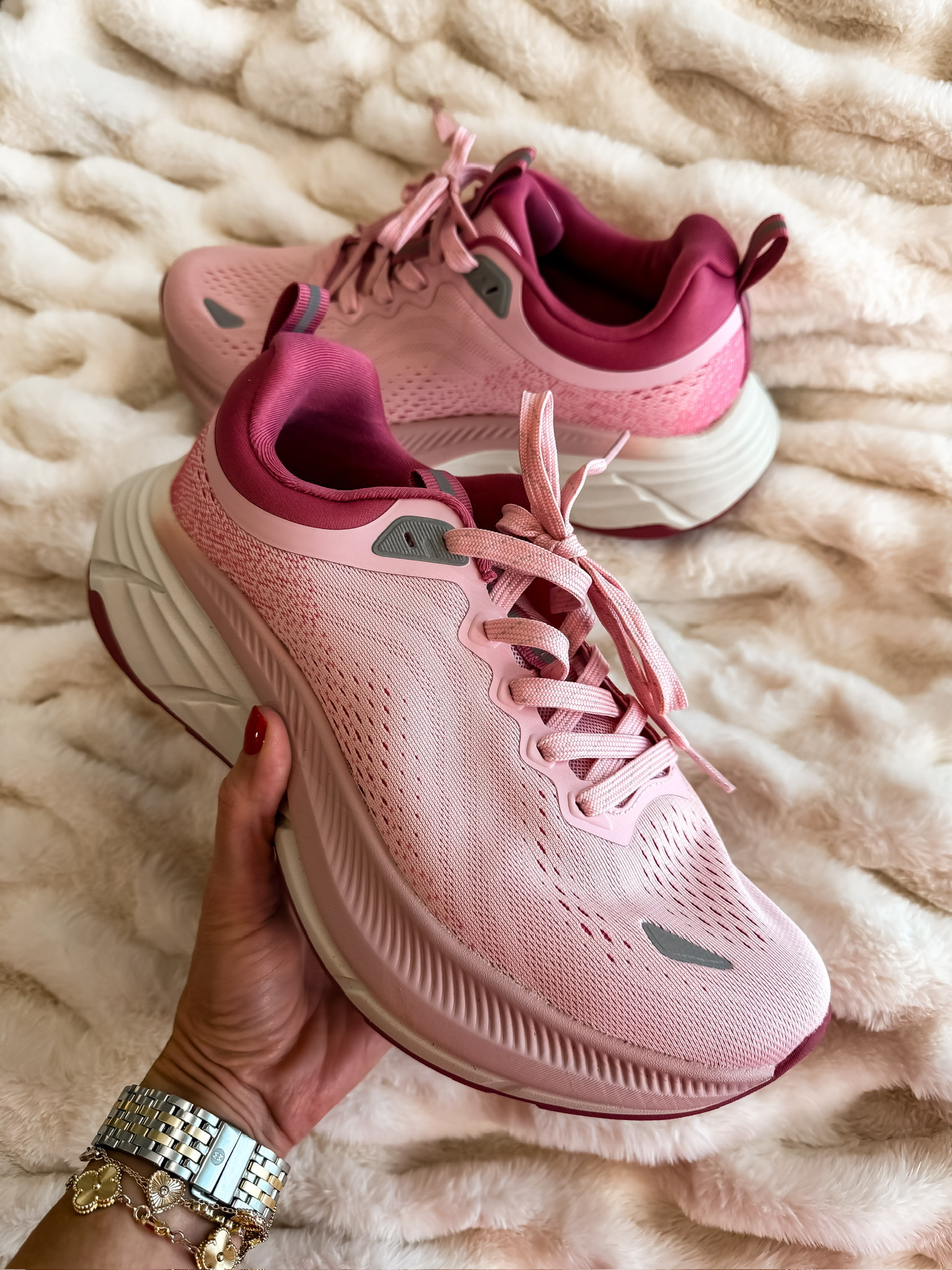 These are the perfect everyday shoes. I’m loving the pink color. Mom must haves for sure. Cute every day wear shoes running errands busy mom affordable shoes women’s fashion cute pink color themominstyle 
 

#LTKActive #LTKmomlife #LTKdayinmylife
