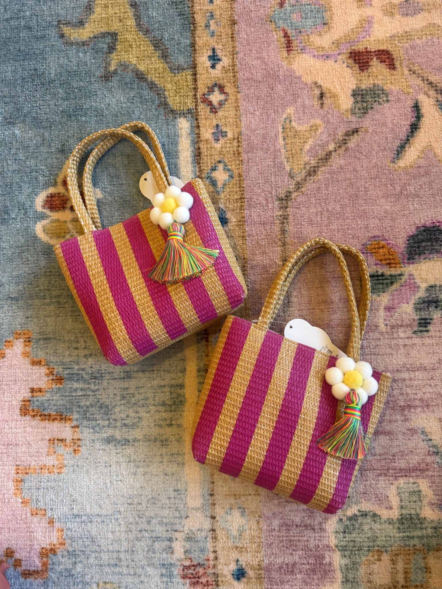 Cutest little summer purse for your little girls! Under $10! These are going in their Easter baskets!!