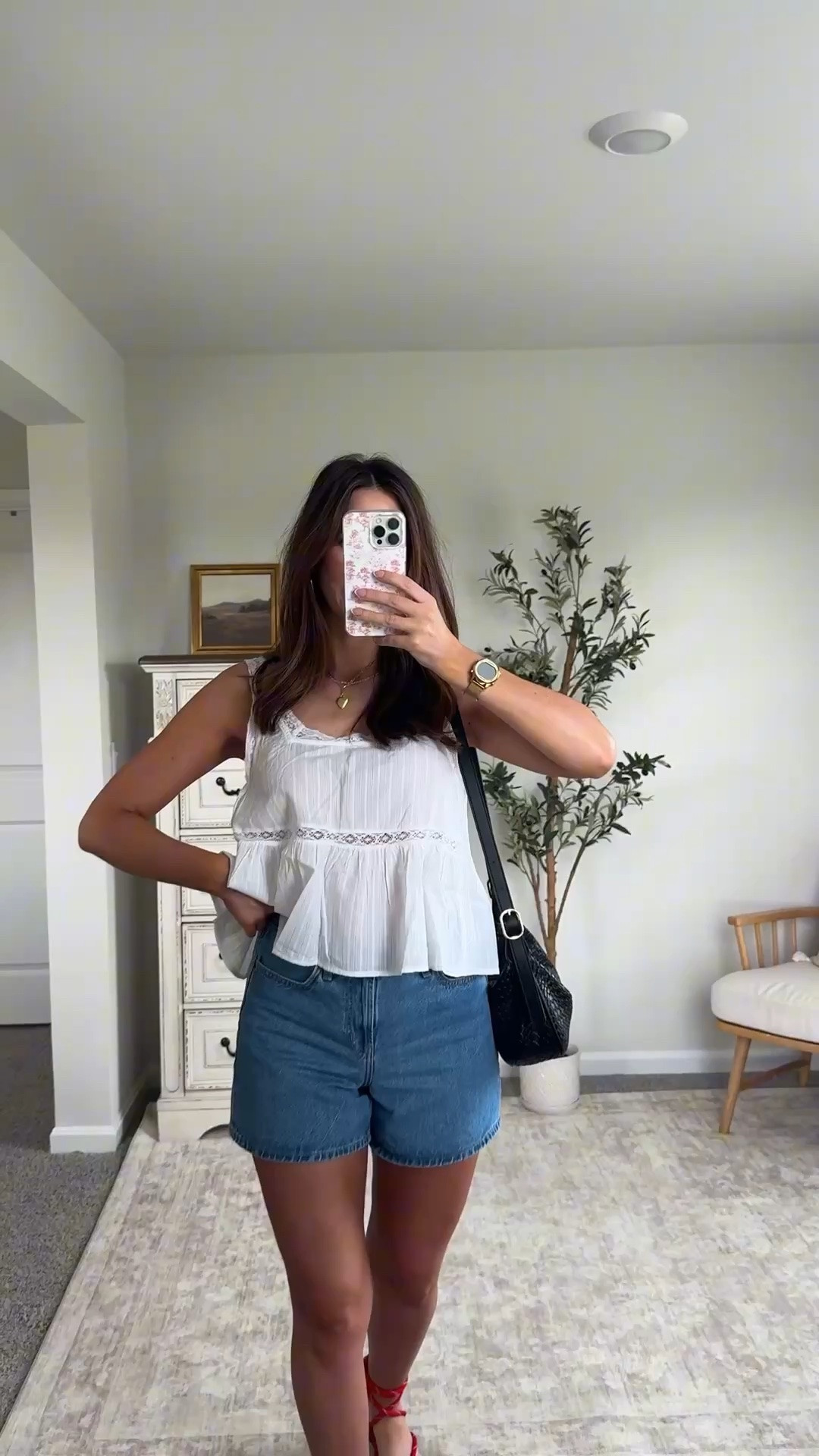 MOM OUTFITS
for reference:
5’9” | 145 lbs | usually size 6 / M
medium or small tall in pants


size down one from your TTS in both the white Walmart top (size S) & Old Navy shorts (size 4)! 

old navy button down: size L for a more comfy fit

black active pants — wearing size S tall (I’d recommend sizing down one from your TTS!)

#LTKootd #LTKmomlife #LTKTall