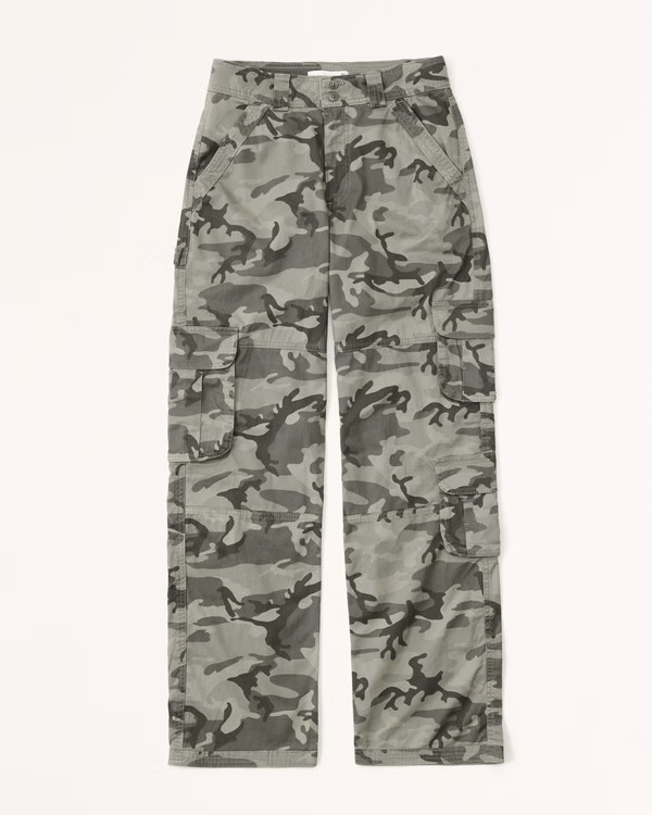 Curve Love Relaxed Cargo Pant | Abercrombie & Fitch (US)