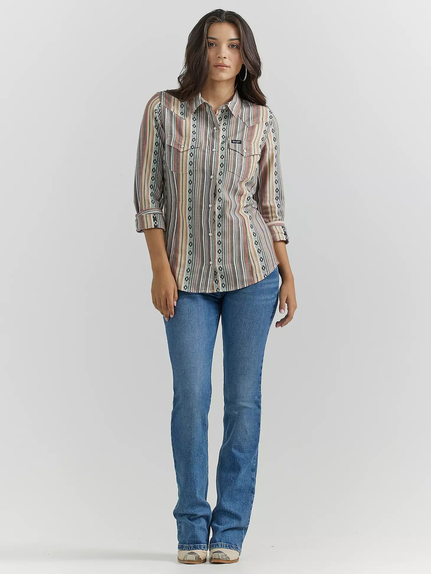 Women's Wrangler Retro® Long Sleeve Southwestern Stripe Western Snap Shirt | Wrangler