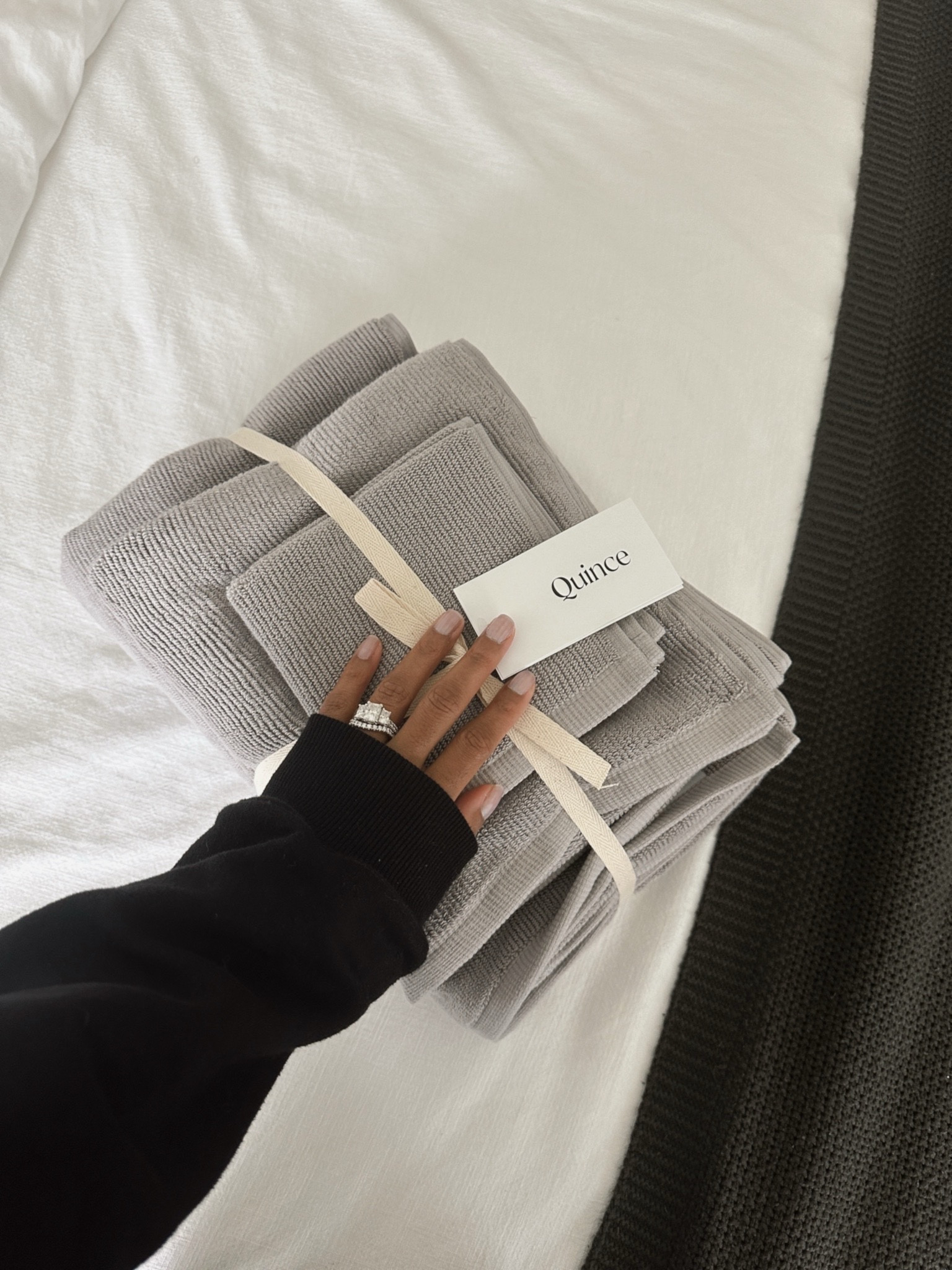 When I need new towels these are the ones I keep buying. They’re fluffy and dry quickly so if you’re a two shower per day person these are perfect.

#LTKHome