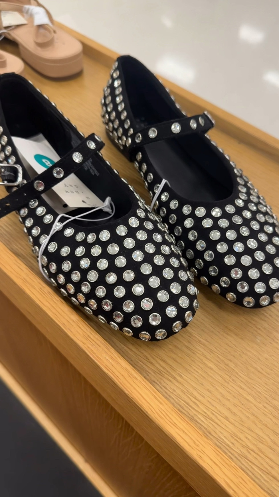 Ballet flats I found at target !! Sharing all the ones I really liked . Scroll down go shop this post 🤍🤍

#flats #target #targetfinds #shoes 

#LTKShoeCrush #LTKStyleTip #LTKWorkwear