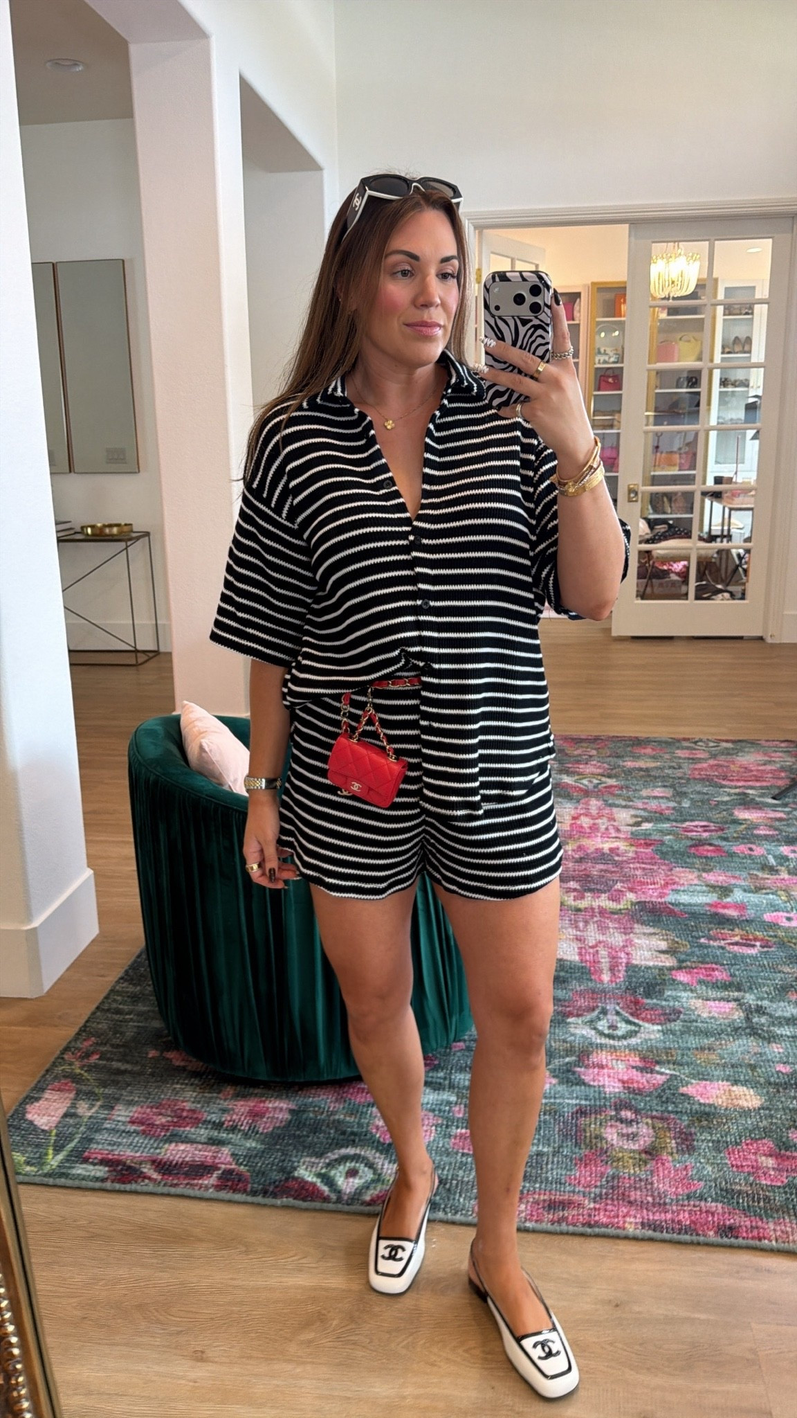 curvy midsize black and white set! wearing size medium. shorts fit TTS and top is oversized.

#LTKSeasonal #LTKMidsize