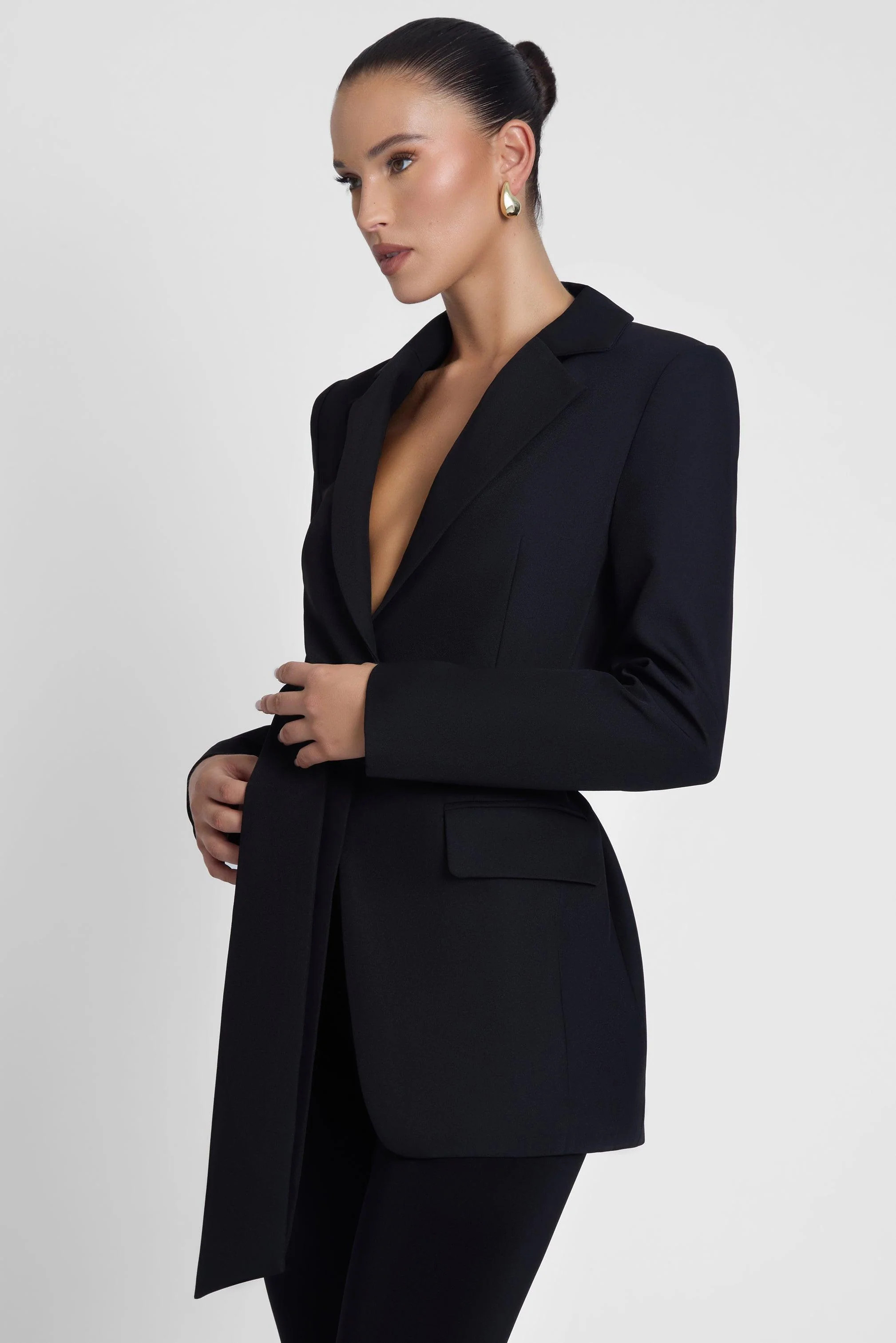 Classic Column Tailored Belted Blazer - Black | LEAU (US)