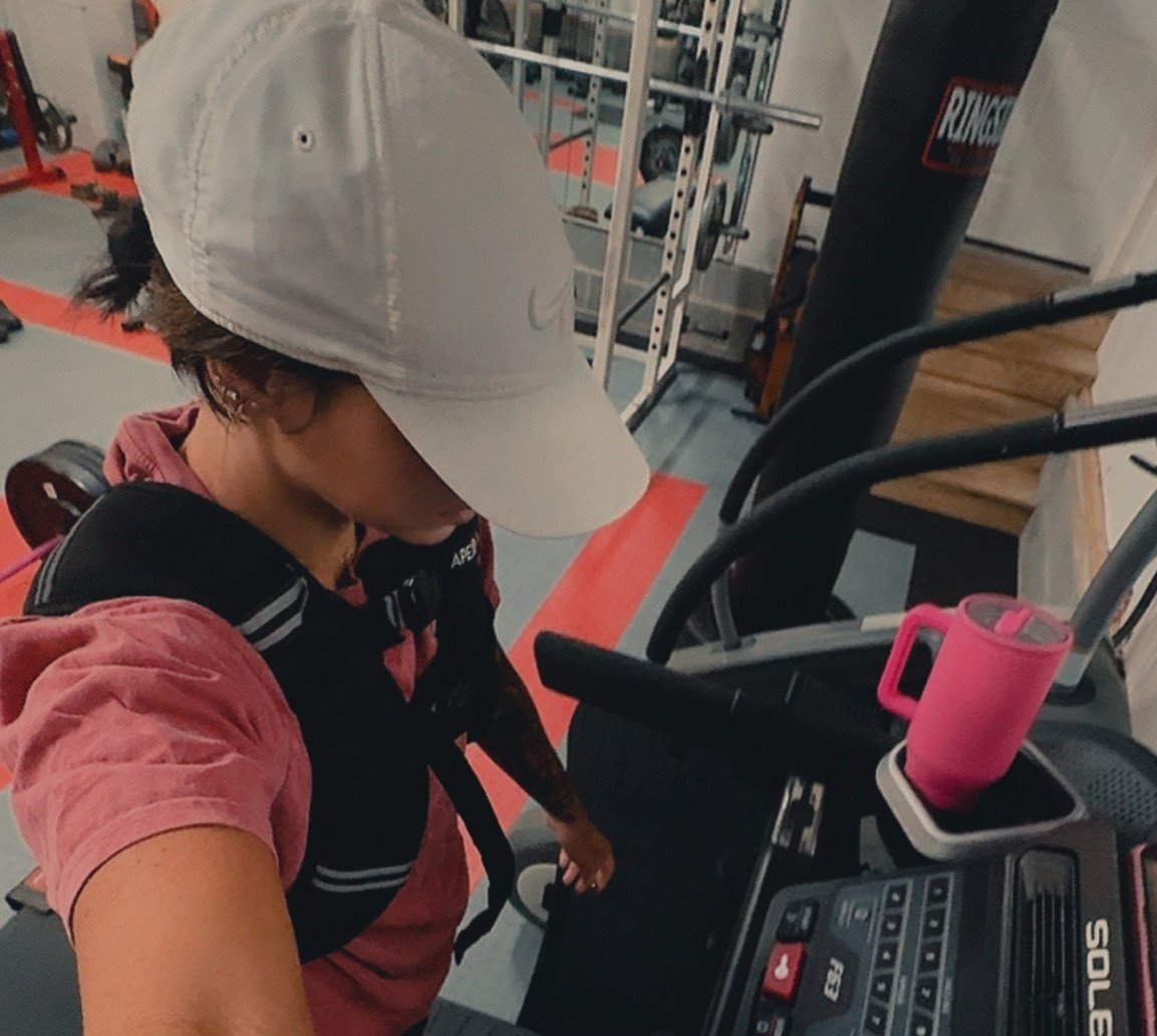 Weighted vest on walks is a game changer!  

#LTKFindsUnder100 #LTKFitness