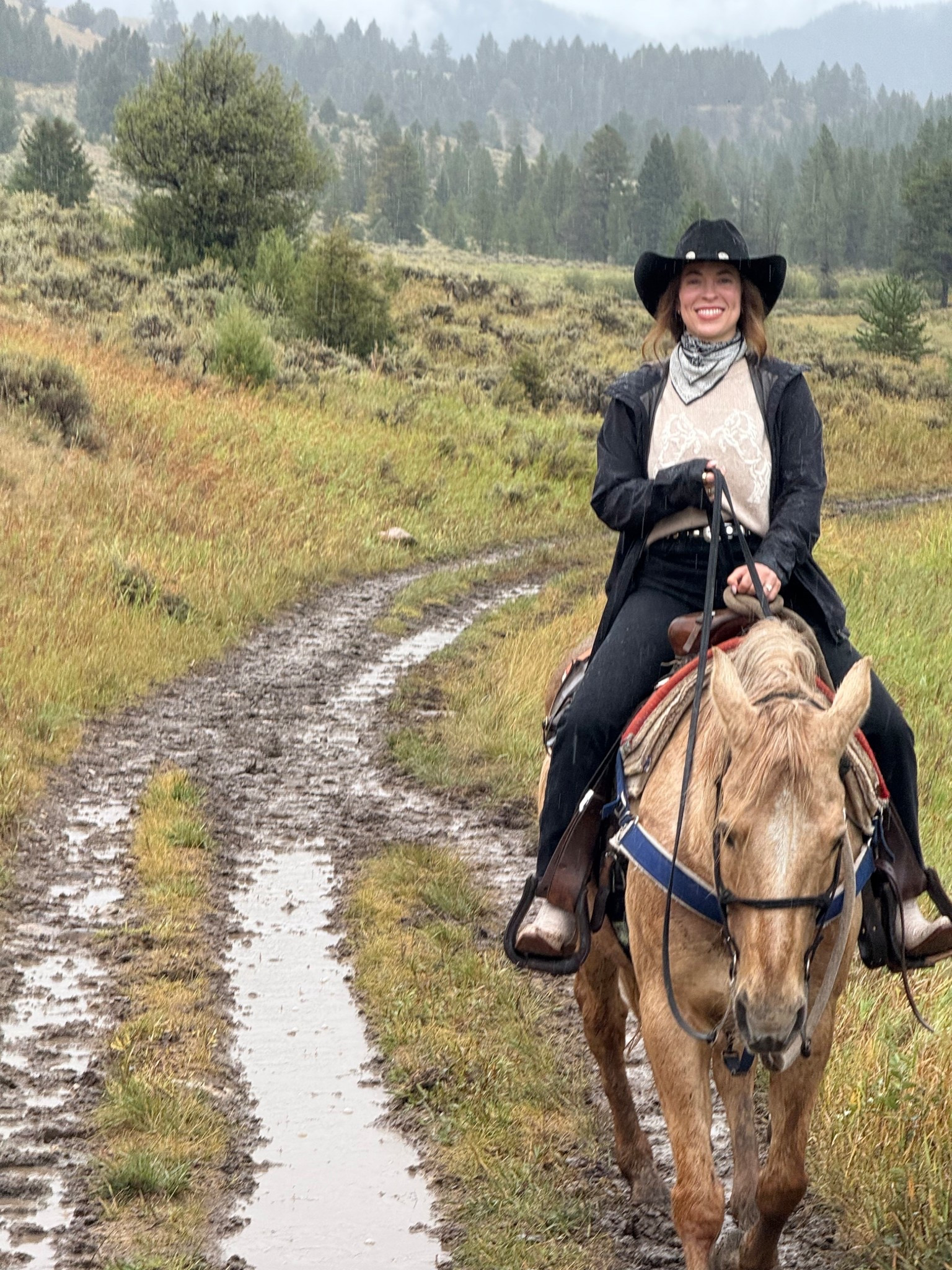 Gotta wear my horse sweater for the horses!!#horsebackriding #montana #western 

#LTKSeasonal #LTKActive #LTKTravel