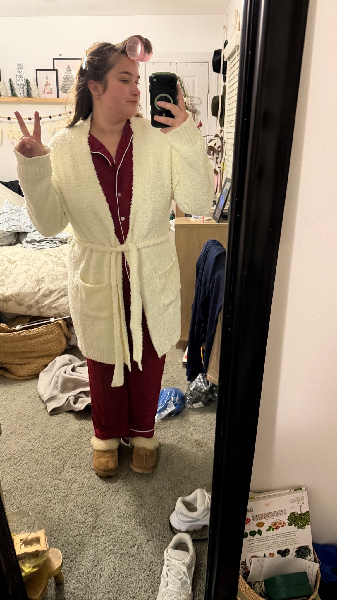 Warm pj set ❤️🤍

#LTKBeauty #LTKselfcare #LTKHoliday