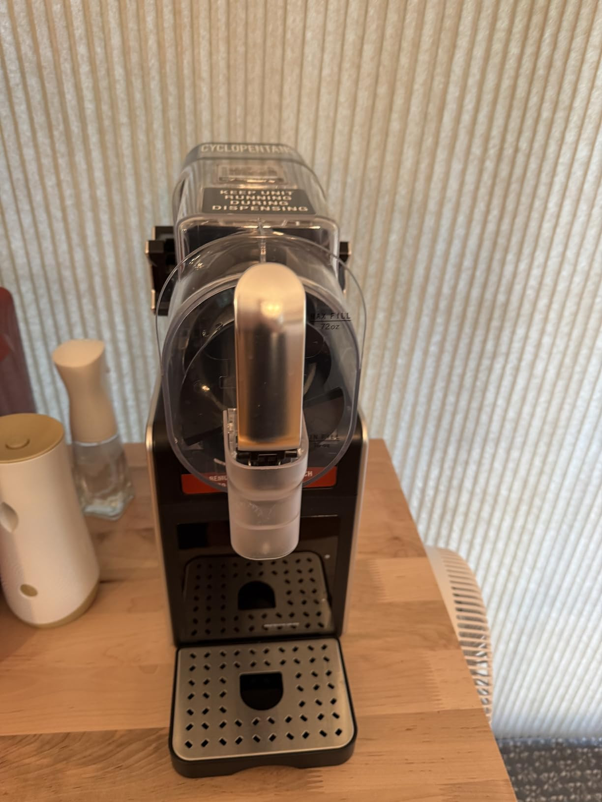 Fiii Slushie Machine 92 oz, Slushy Machine for Home, 6 Preset Programs, Quiet Operation, LED Disp... | Amazon (US)