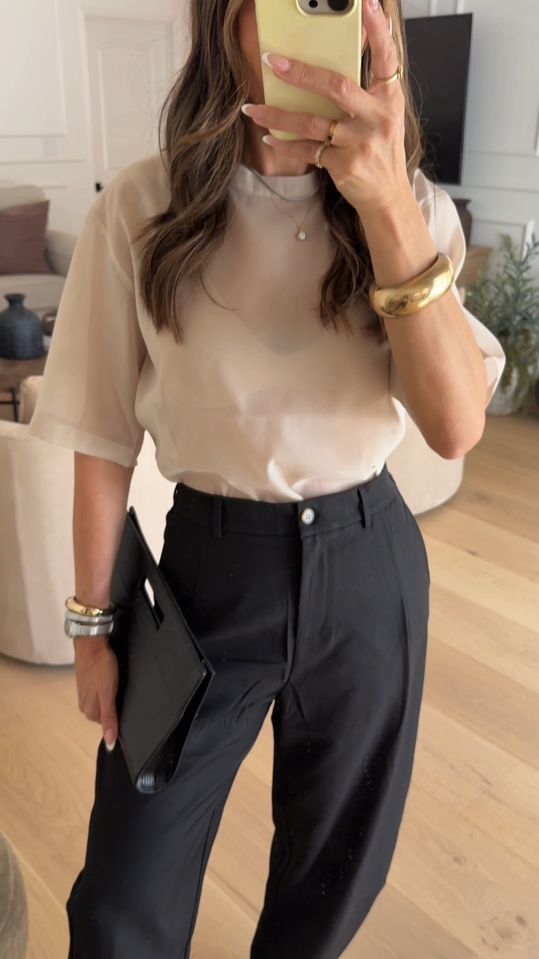 Organza is having a major moment this season and IM HERE FOR IT! This top feels so high end …. But it’s not 🤭

#LTKgrwm #LTKootd #LTKU