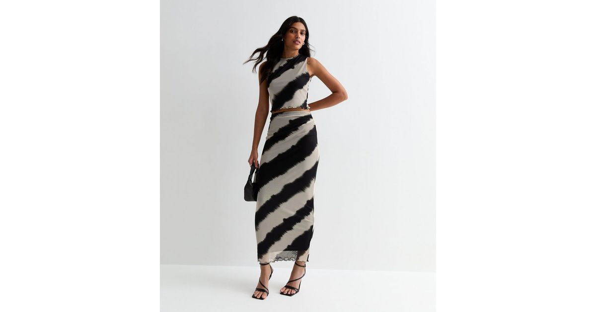 Black Diagonal Stripe Mesh Midi Skirt | New Look | New Look (UK)