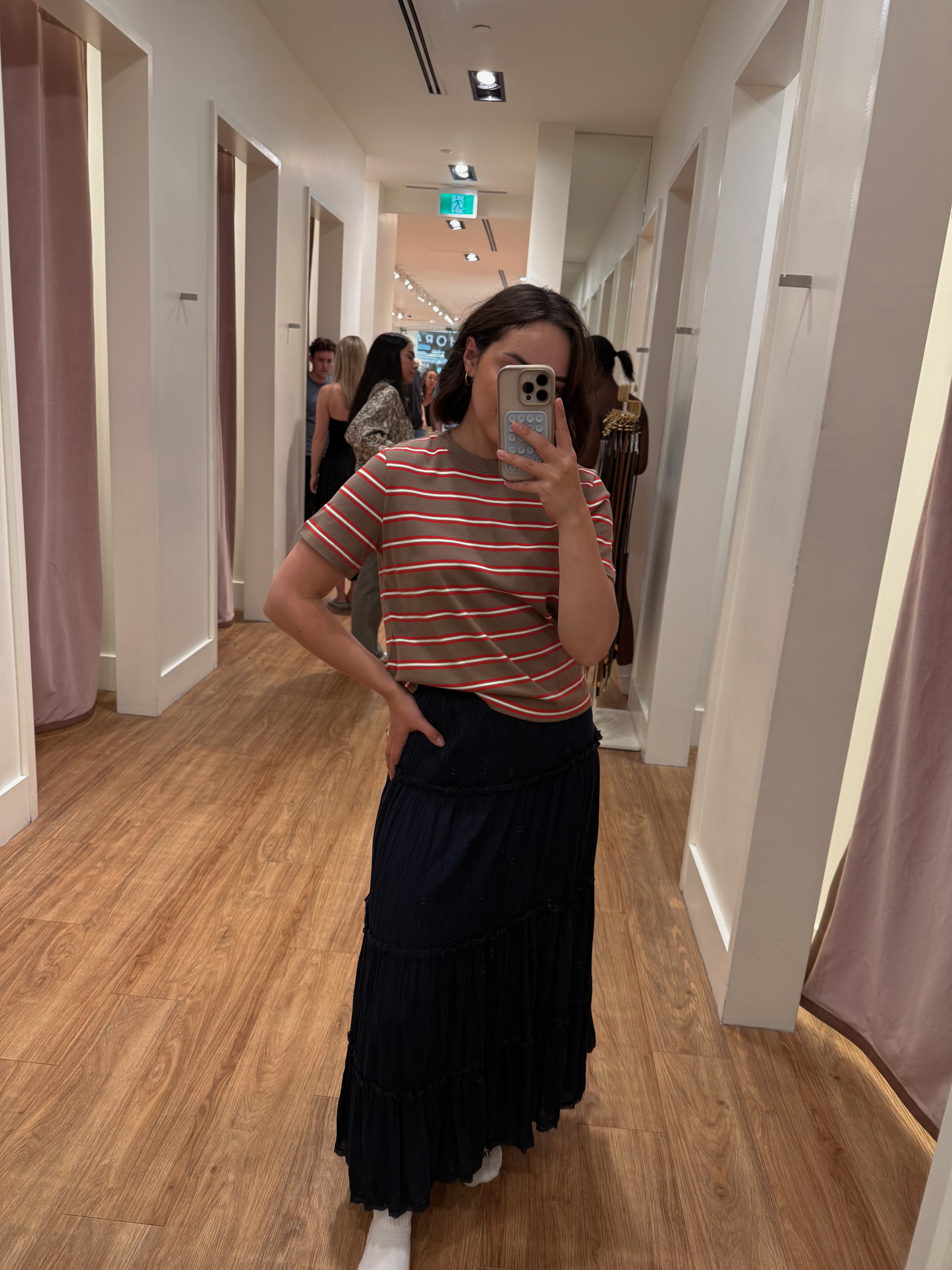 This skirt is SO soft and light enough for summer.  

 #LTKcanada #LTKsummer #LTKstyletip