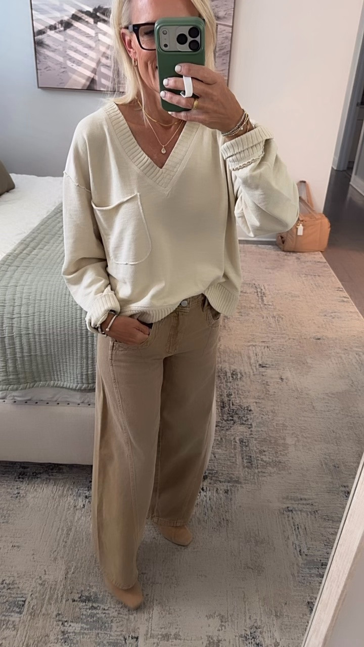 Another outfit option for dinner in Florida ￼

#LTKootd #LTKOver40