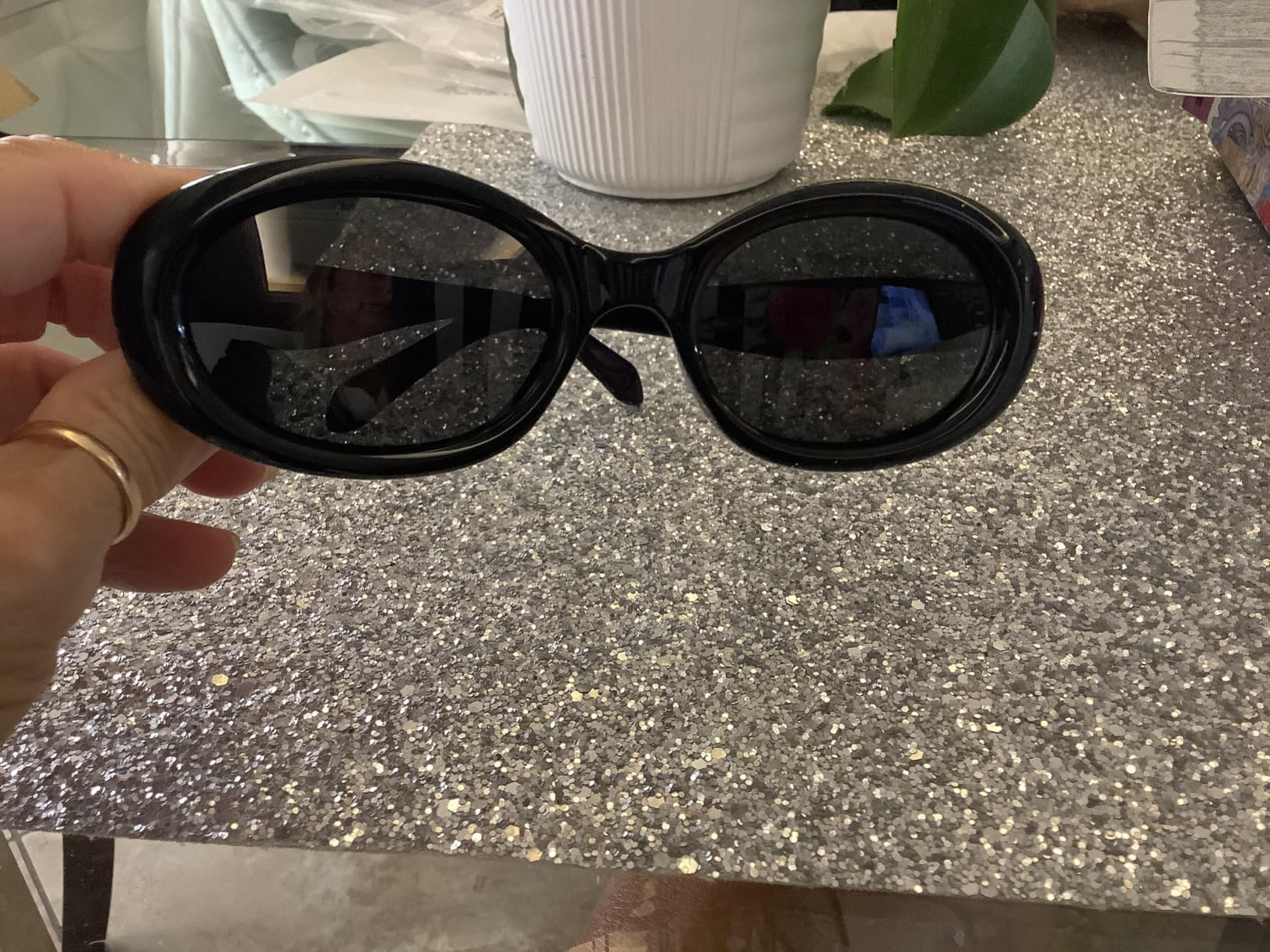 SOJOS Small Retro Oval Polarized Sunglasses for Women Men 90s Vintage Small Face UV400 Protection... | Amazon (US)