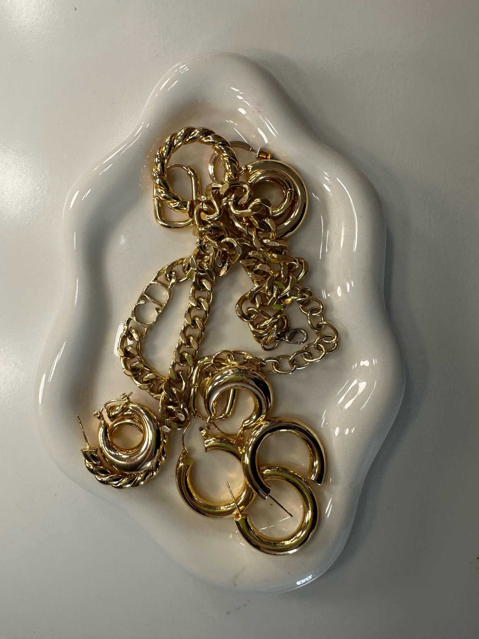 Cloud jewelry tray 🫶🏼☁️

Amazon, jewelry tray, glass dish 

#LTKsalealert #LTKxPrime #LTKU