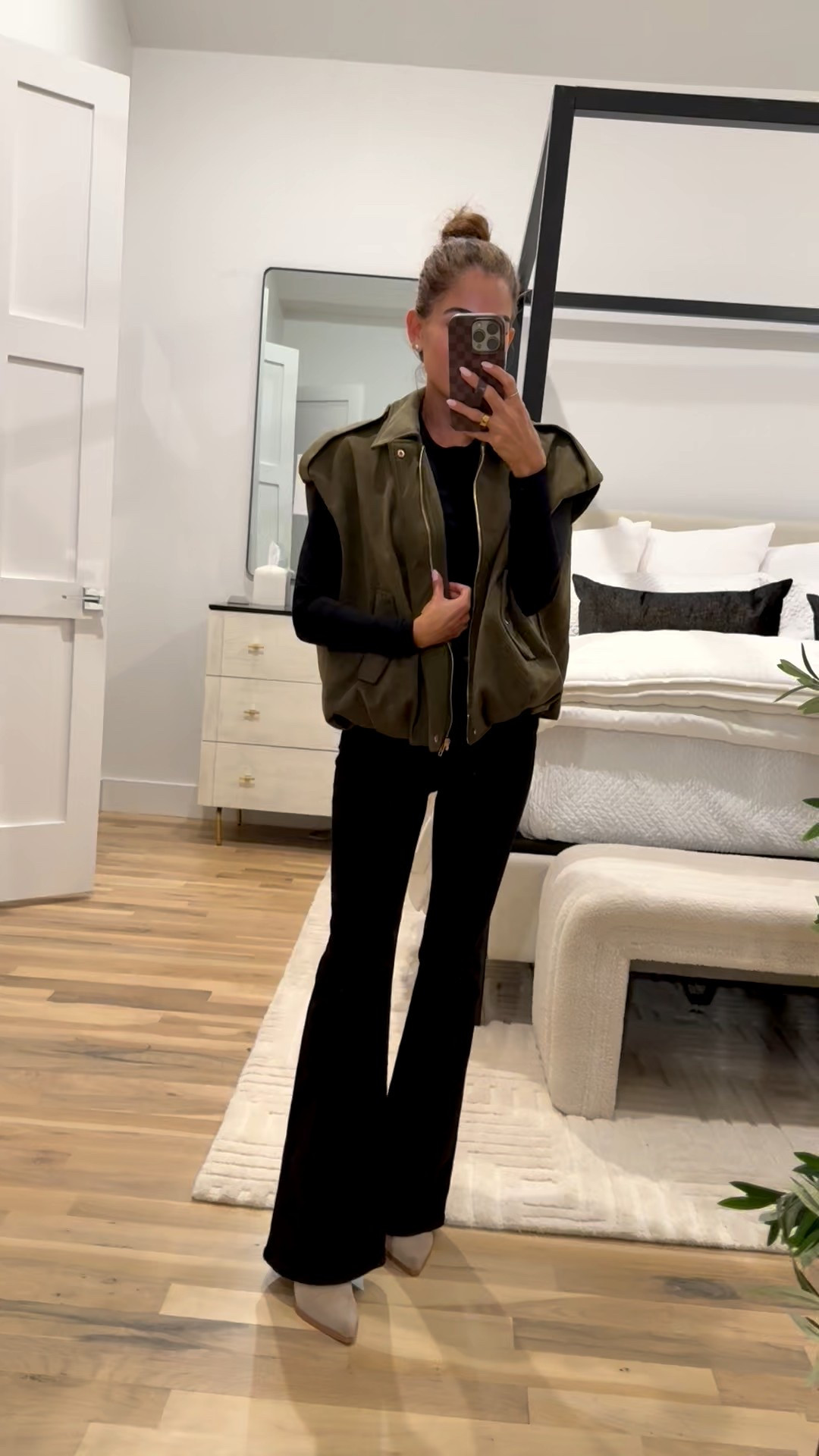 Amazon vest fall outfit flare jeans booties 

#LTKFindsUnder50 #LTKPetite #LTKSaleAlert