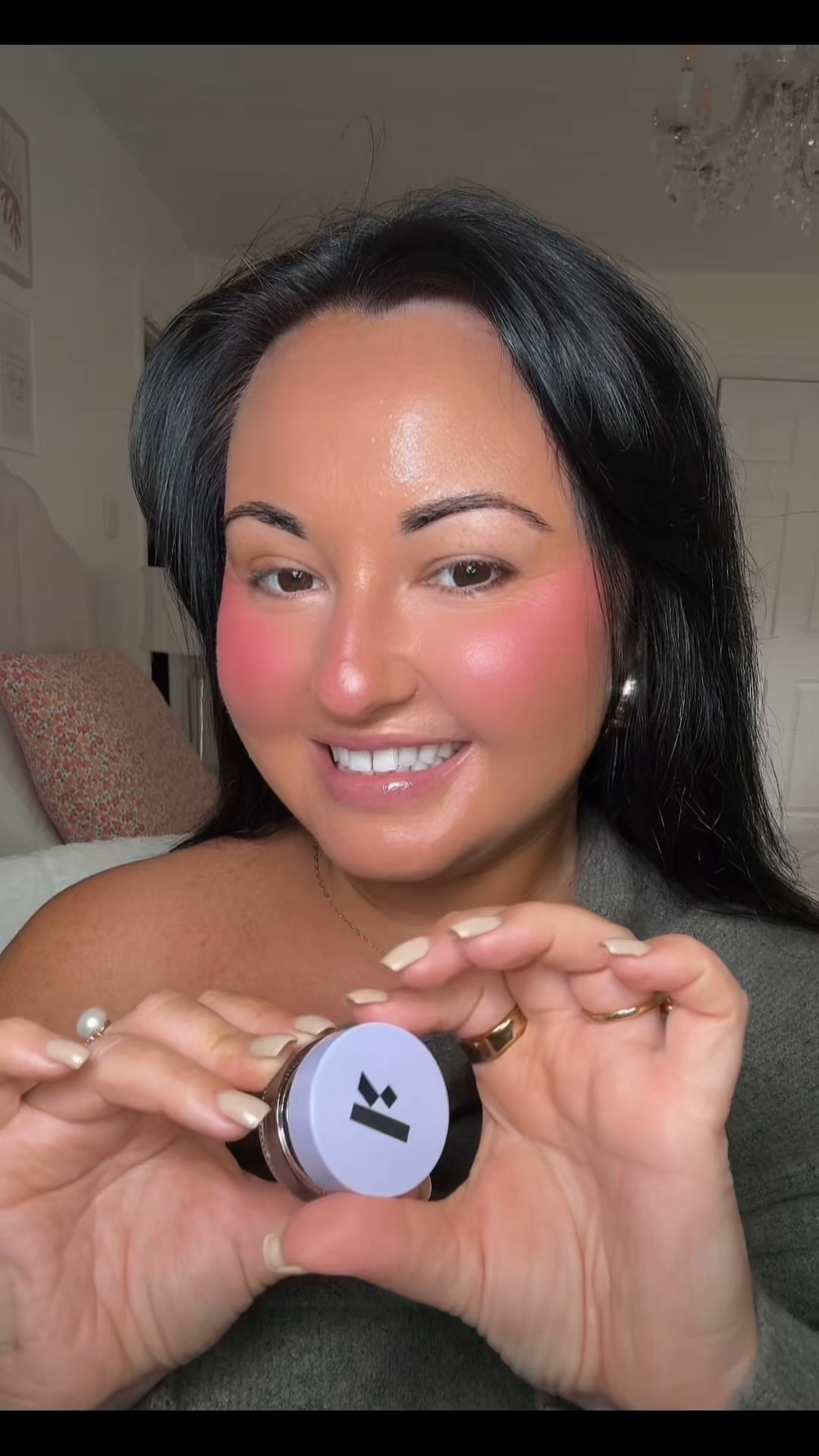 glam is glamming Kulfi Beauty long-lasting cream eyeshadow (bronze brocade) #eyeshadow #creameyeshadow 

#LTKStyleTip #LTKHalloween #LTKBeauty