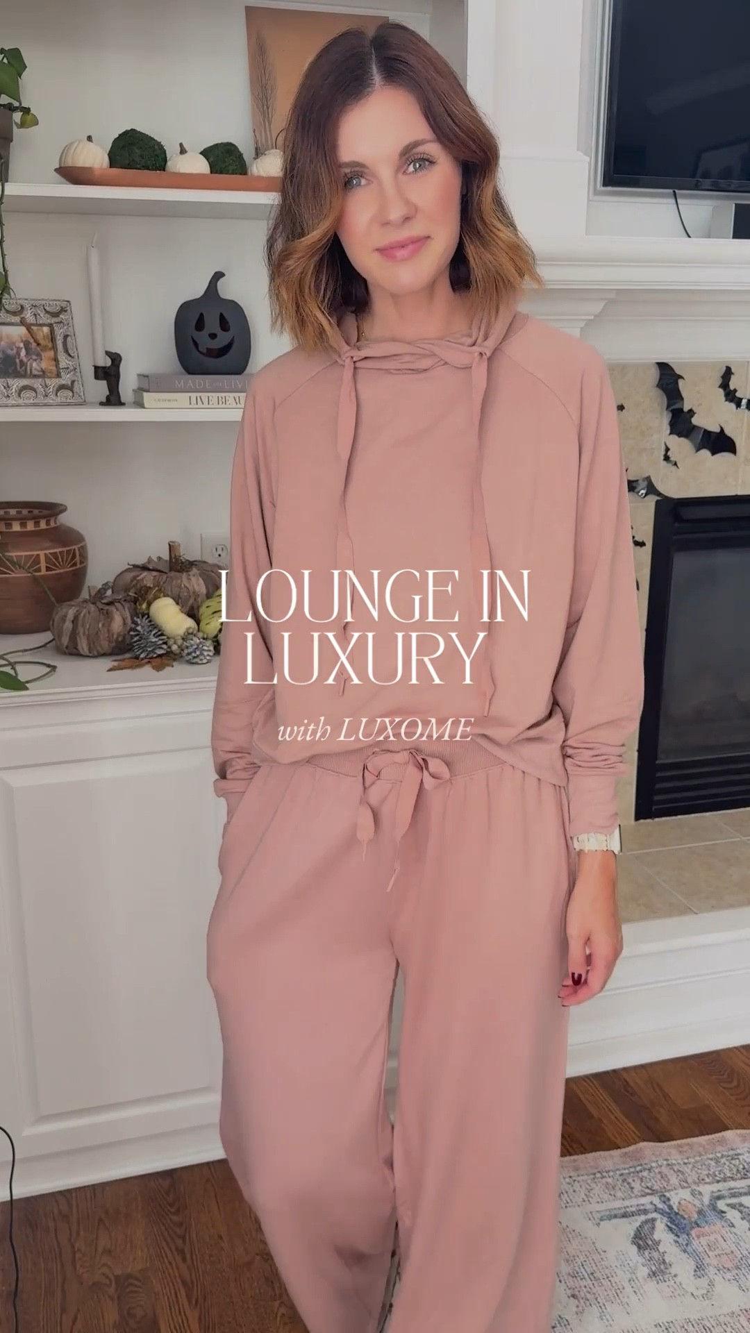 ok, I just unboxed the Essential Hoodie + Wide Leg Pant in Petal from @luxome and I’m seriously blown away — I’ve never felt anything so soft 😍  The fabric is so soft and dreamy, and has a nice stretch to it, making it super breathable  and so cozy for fall. I styled it a few different ways because this set is so versatile — perfect for errands, lounging, or layering up for the season 🍂
Linked everything on my @shop.ltk — head there for outfit details + color options! 

#AD #Gifted
#feelthelove #luxomecomfort #fallessentials #loungewearsets #ltkfall #ltkstyle #ltkfashion #ltkhome #petalpink #luxeloungewear #cozystyle #fallfashion #comfortableandcute

#LTKStyleTip #LTKSeasonal