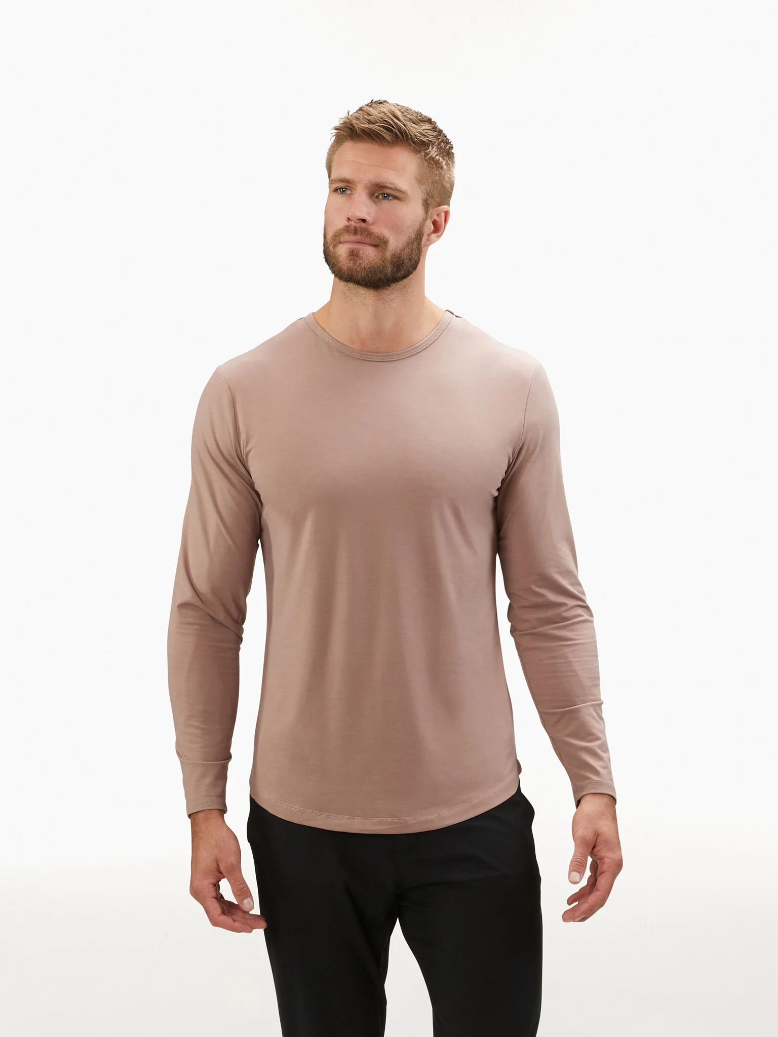 AO Long Sleeve Curve-Hem Tee | Cuts Clothing