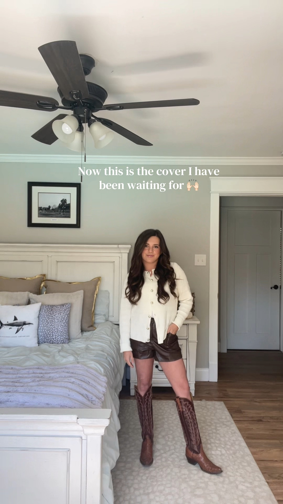 Cute and comfy outfit of the day paired with my favorite boots!! Shorts are Amazon and top is Walmart 🙌🏻

#LTKPetite #LTKootd #LTKgrwm