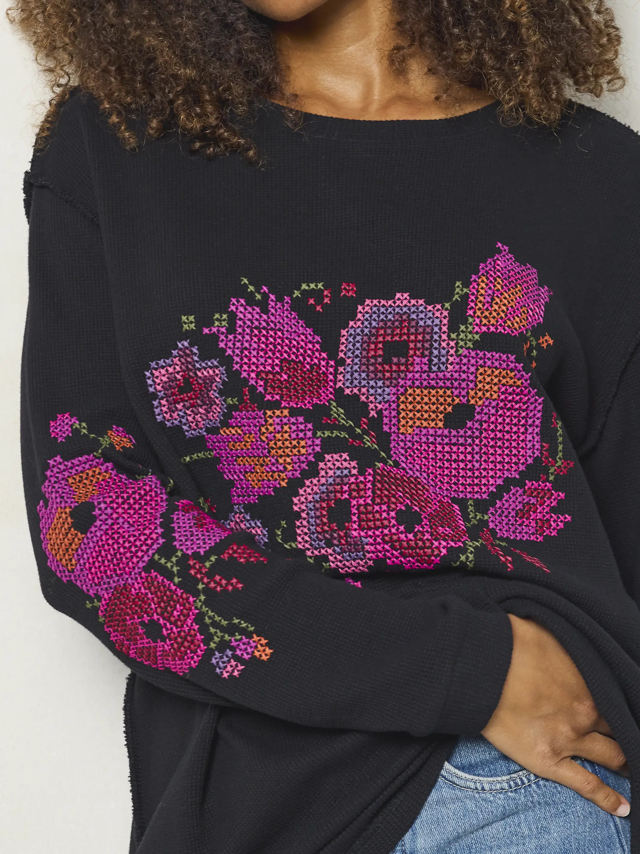 Aida Embroidered Thermal - Cross Stitch Black | Natural Life