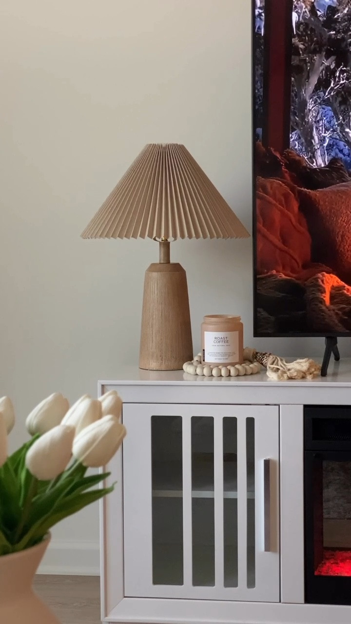 Beautiful trendy Nordic lamps love
The style! Great Deal! Under $90

#LTKHome #LTKFindsUnder100 #LTKSpringSale
