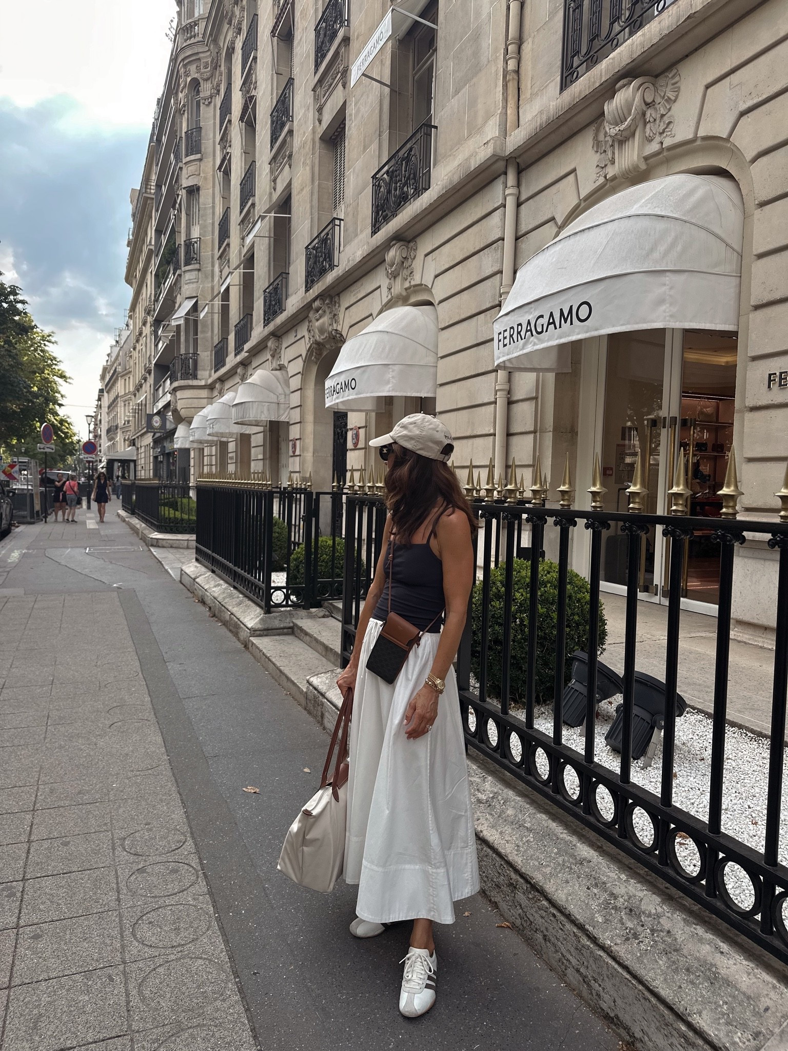 An easy outfit for a warm day spent walking 20,000 steps in Paris

#LTKOver40