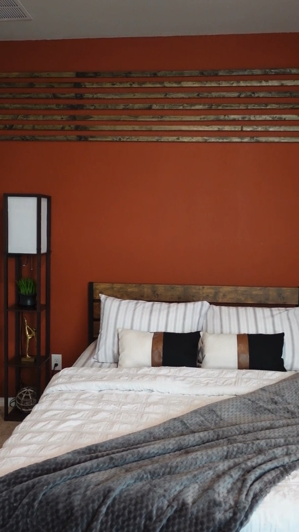 Here a fusion of orange 🧡 with natural wood tones. Like & follow to see more ❤️😊

#LTKhome #LTKFind #LTKstyletip