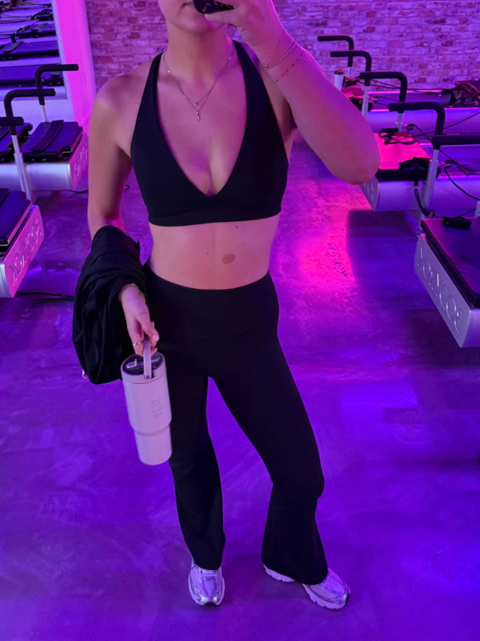 Loving these flares- im 5’8 and they’re the perfect length for me! @VSPink #PINKPartner