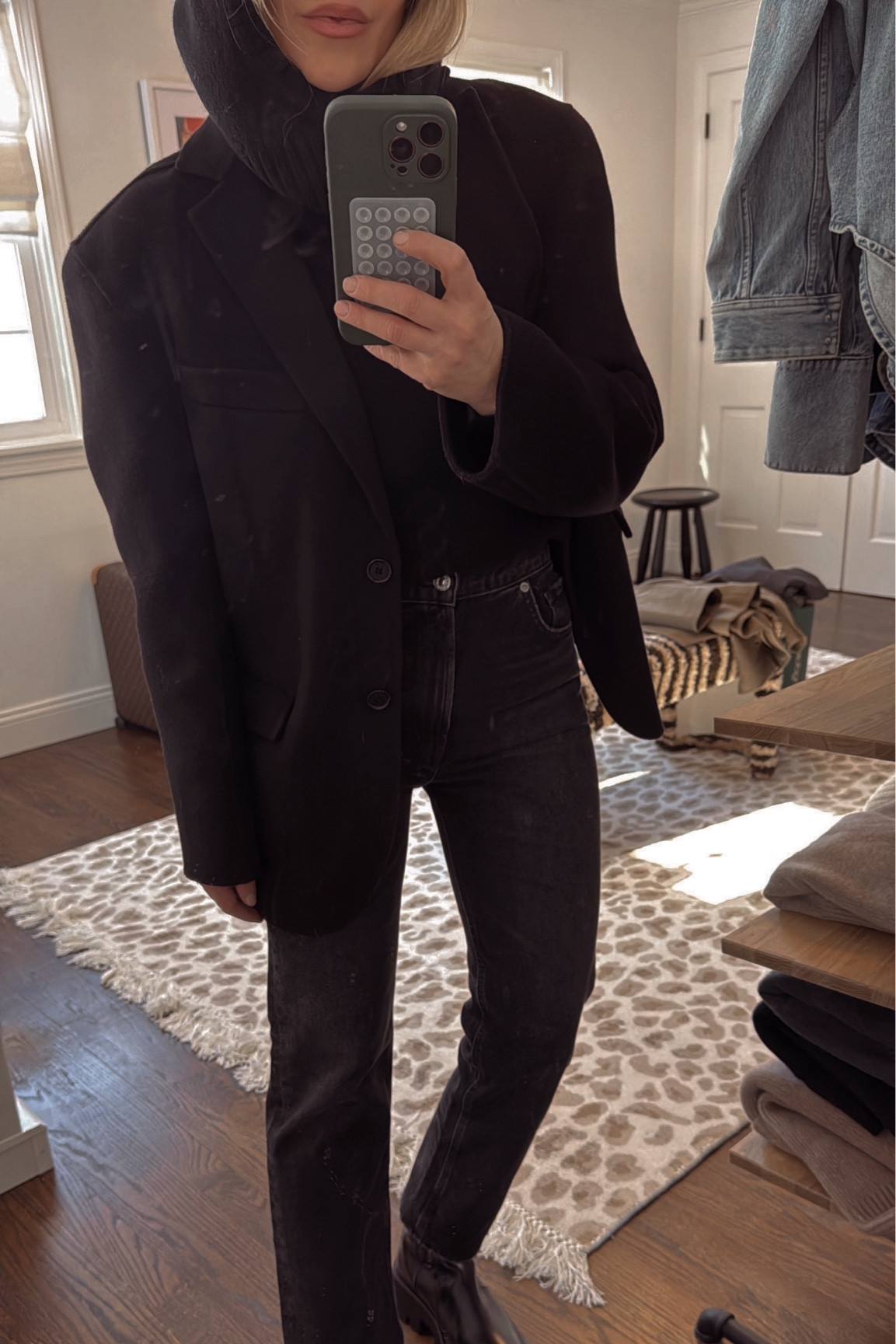 OOTD- freezing Wednesday 🥶

Added a large black long coat on top 

Denim tts 25- linked everywhere I could find some sizes in stock 
Boots tts 
Sweater runs large xxs 
Blazer is a cashmere & wool blend and warm small 

*My Exact balaclava sold out linked a couple similar 