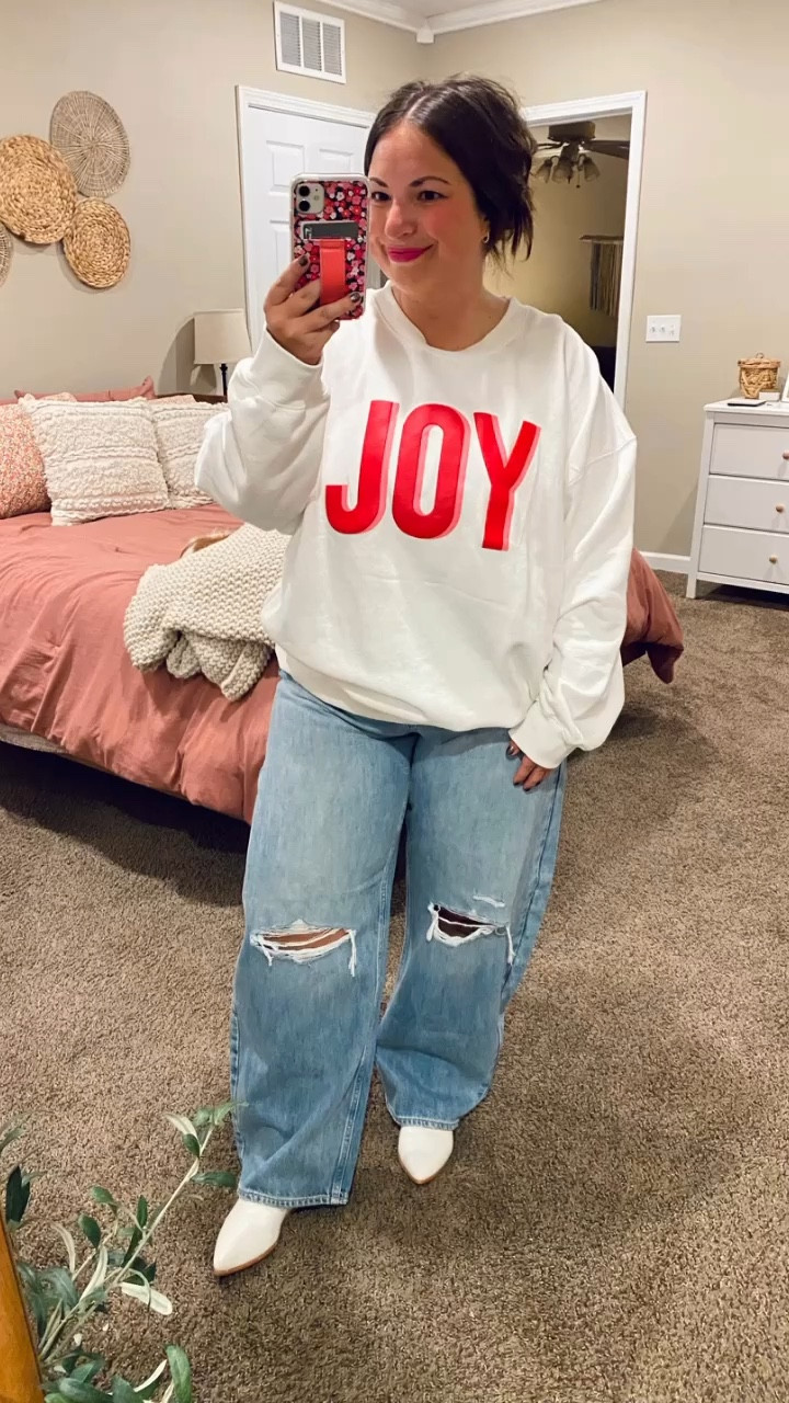 Is it too soon to start wearing Christmas sweatshirts?! Asking for a friend 😉

mules: fit true to size // wearing a 5
jeans: fit true to size // wearing a 32
crewneck: fits oversized // wearing a large
corduroy jacket: fits true to size // wearing a large

#LTKHoliday #LTKStyleTip #LTKFindsUnder50