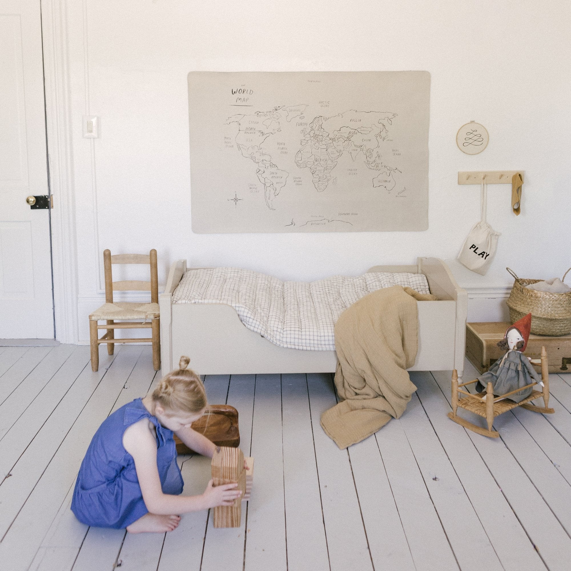 Mini+ - World Map | Gathre