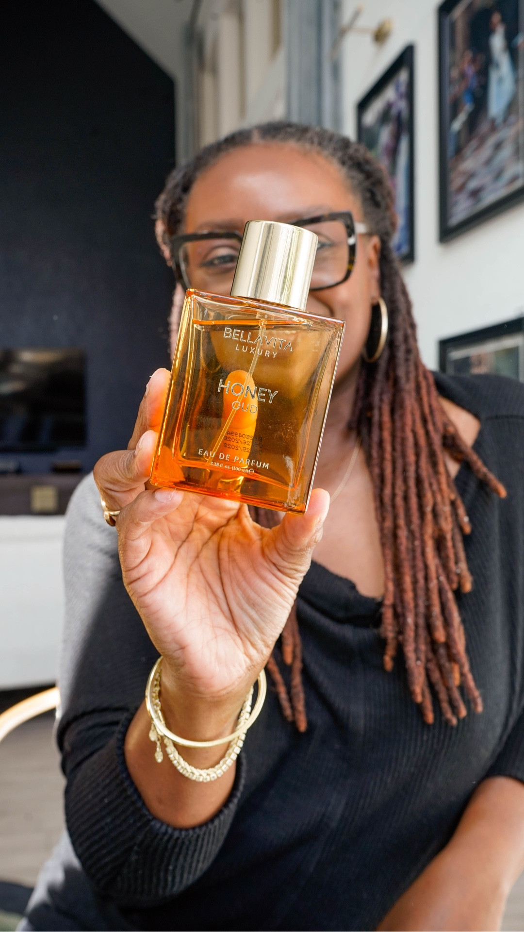 Friend… I just tried Honey Oud for the first time and I get the hype now.

This one has been ALL over the internet for a reason—and honestly, I had a little FOMO 😅 but I’m glad I gave in.

It’s that perfect balance:
 🍯 Sweet honey (but not heavy)
 🍊 Bergamot that lifts everything
 🌹 A soft floral + amber base that keeps it sexy

I was fully expecting something thick and overwhelming… especially in Texas heat—but this? It opens up beautifully.

It’s:
 ✨ Sultry
 ✨ Light
 ✨ Playful

This is the kind of scent you can wear running errands, going to get your nails done, or out at night.

Not your typical heavy oud… this one is easy to wear and actually fun.
If you’ve been curious—this might be your sign 👀

#PerfumeAddict #FragranceCommunity #PerfumeOfTheDay #WomensFragrance #LuxuryBeauty



#LTKBeauty #LTKOver40 #LTKselfcare