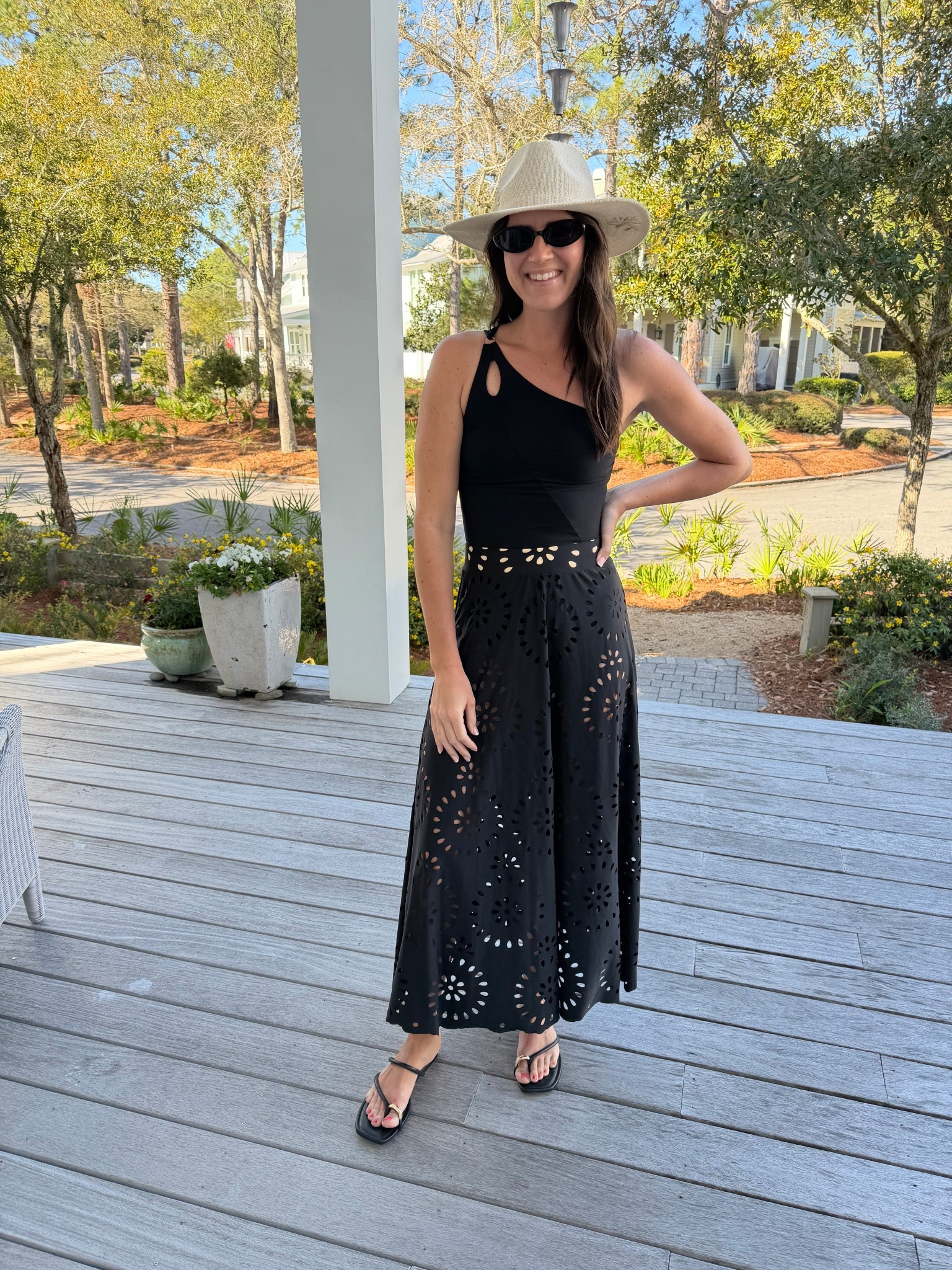 Today’s pool look 

Swimsuit - size 6 tall 
Skirt - small 