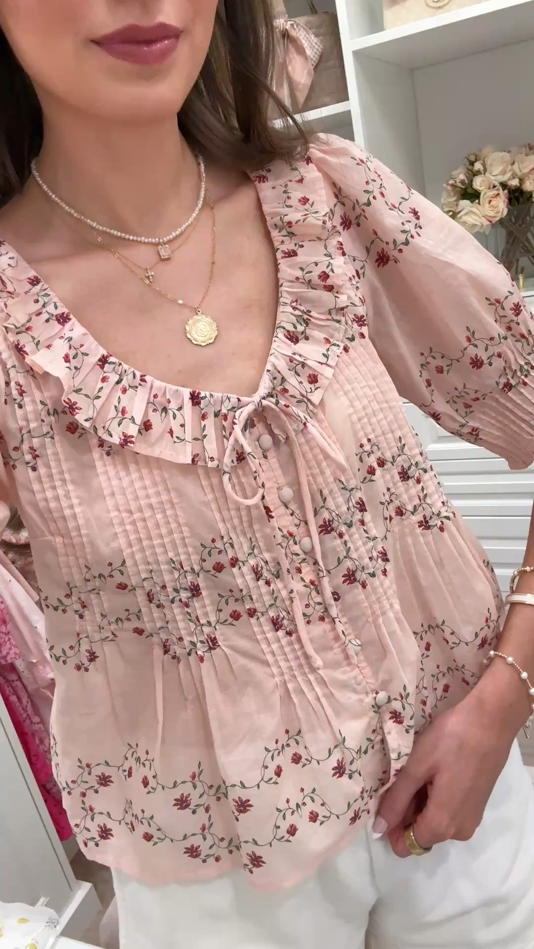 My top is on sale for 20% off!

#LTKootd #LTKSaleAlert #LTKSeasonal