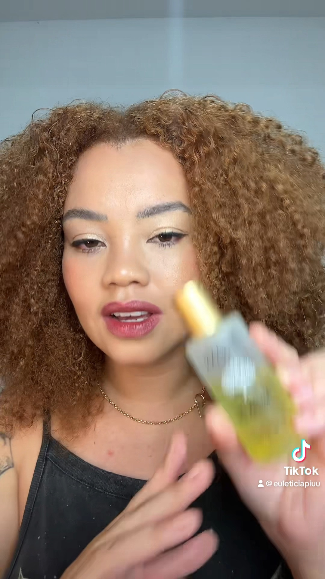 E aí você já conhecia esse óleo? 
Para comprar clica no link 


#ltkbeuaty #oleoscapilares 