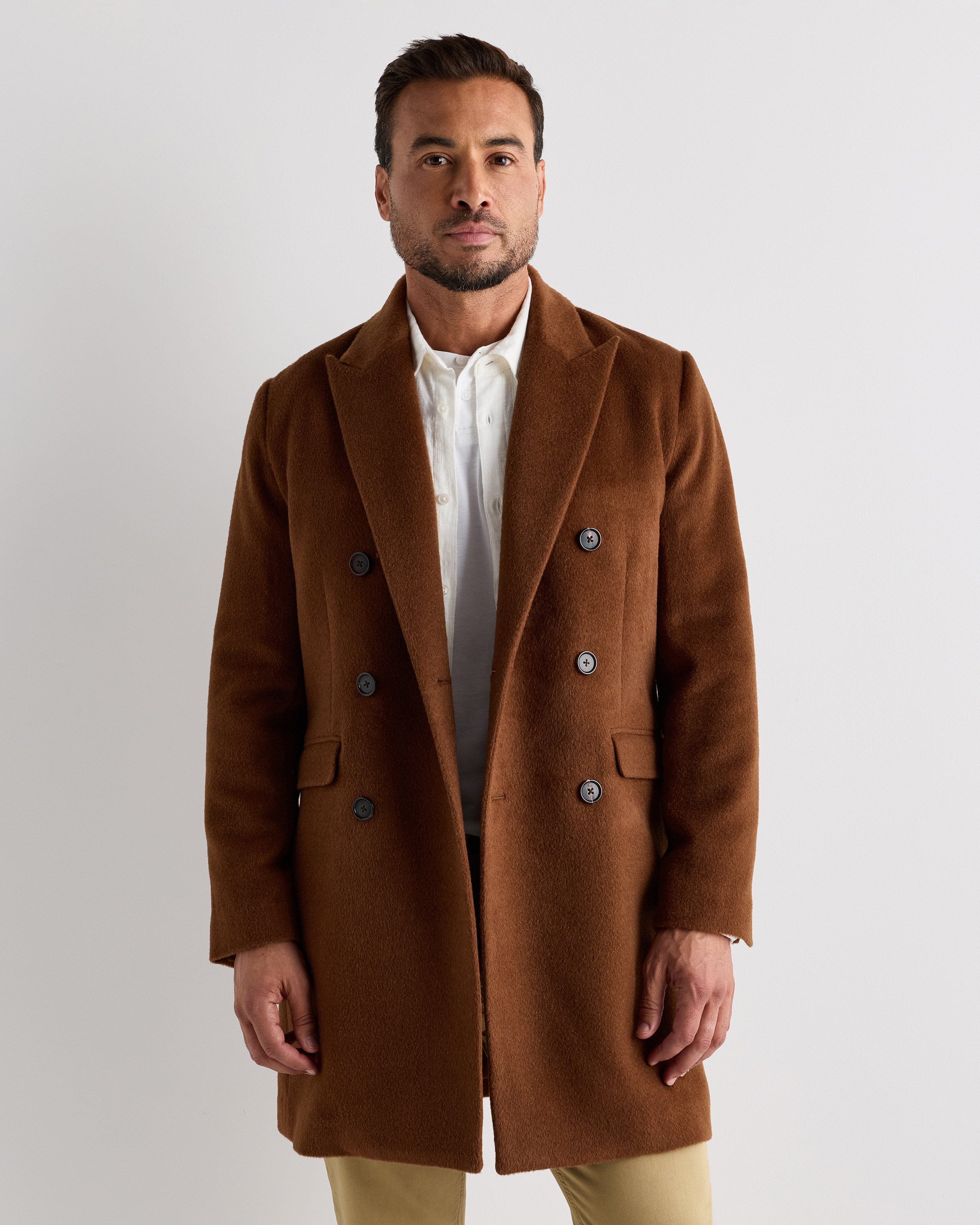 Quince | Men's Camel Hair Double-Breasted Overcoat in Vicuna, Size Medium, Wool | Quince