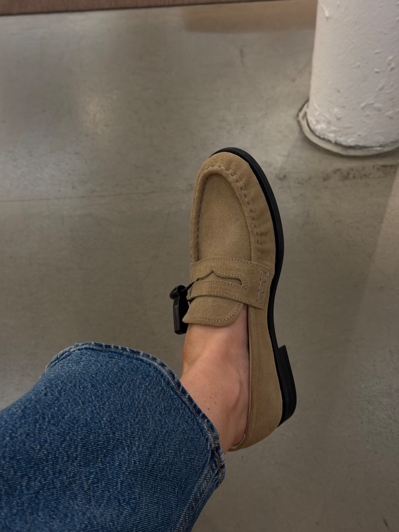 Gorgeous suede Penny loafers to spring 🫶🏻 

Spring shoes, loafers 


#LTKspring #LTKshoes #LTKuk